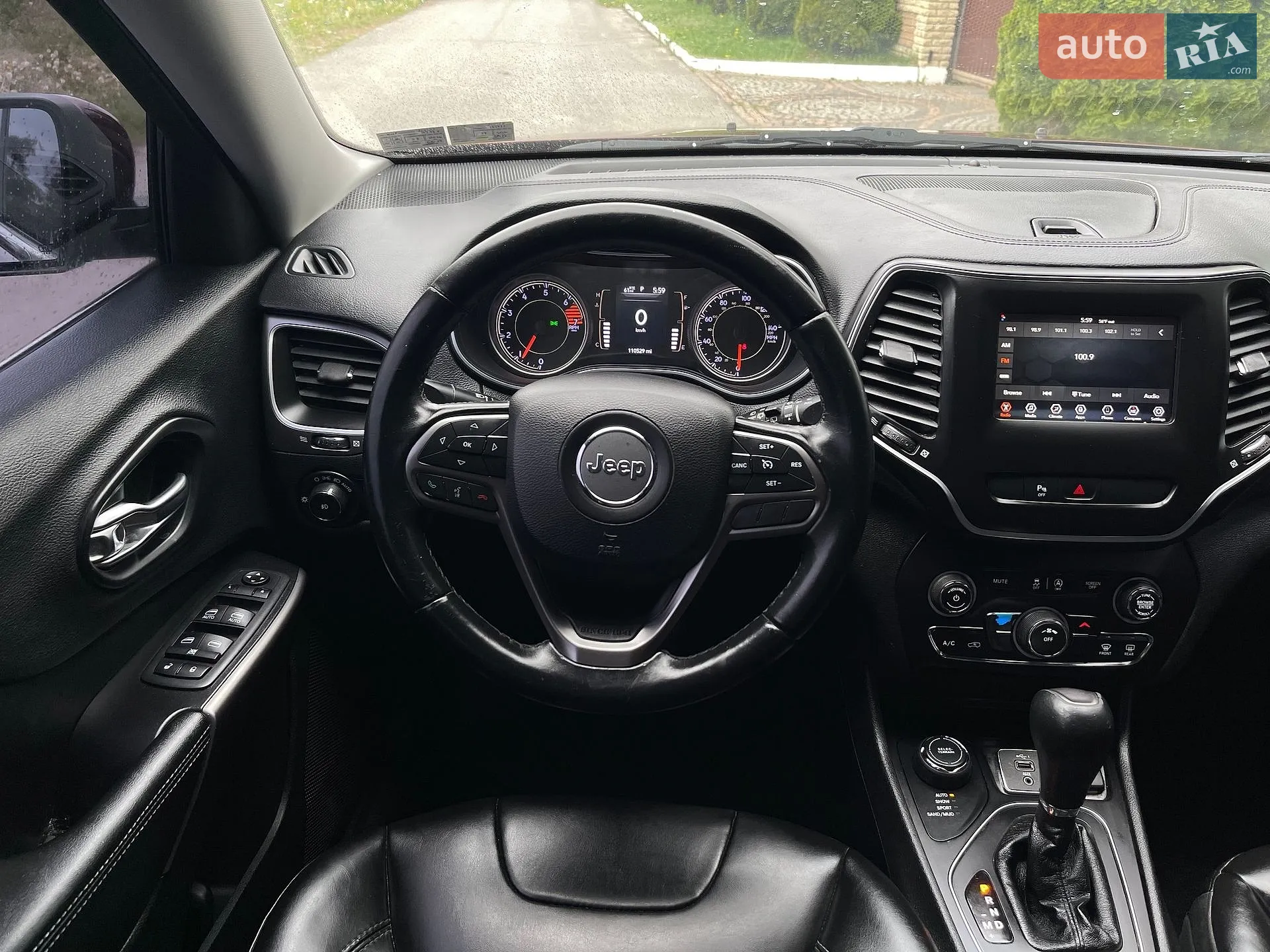 2019 Jeep Cherokee - мініатюра 27