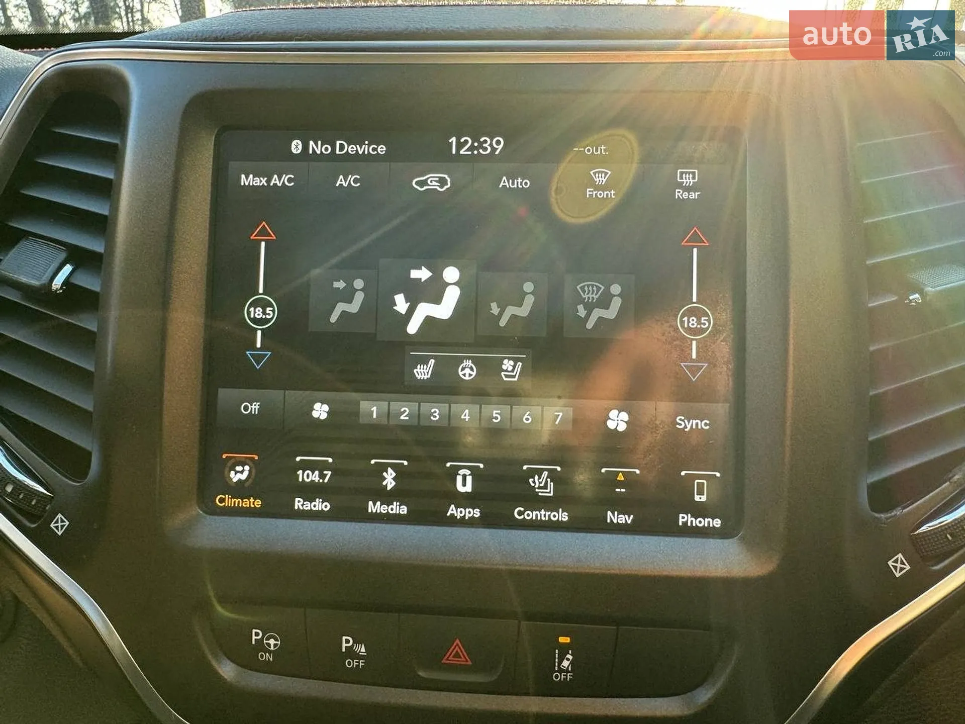 2018 Jeep Cherokee - мініатюра 17