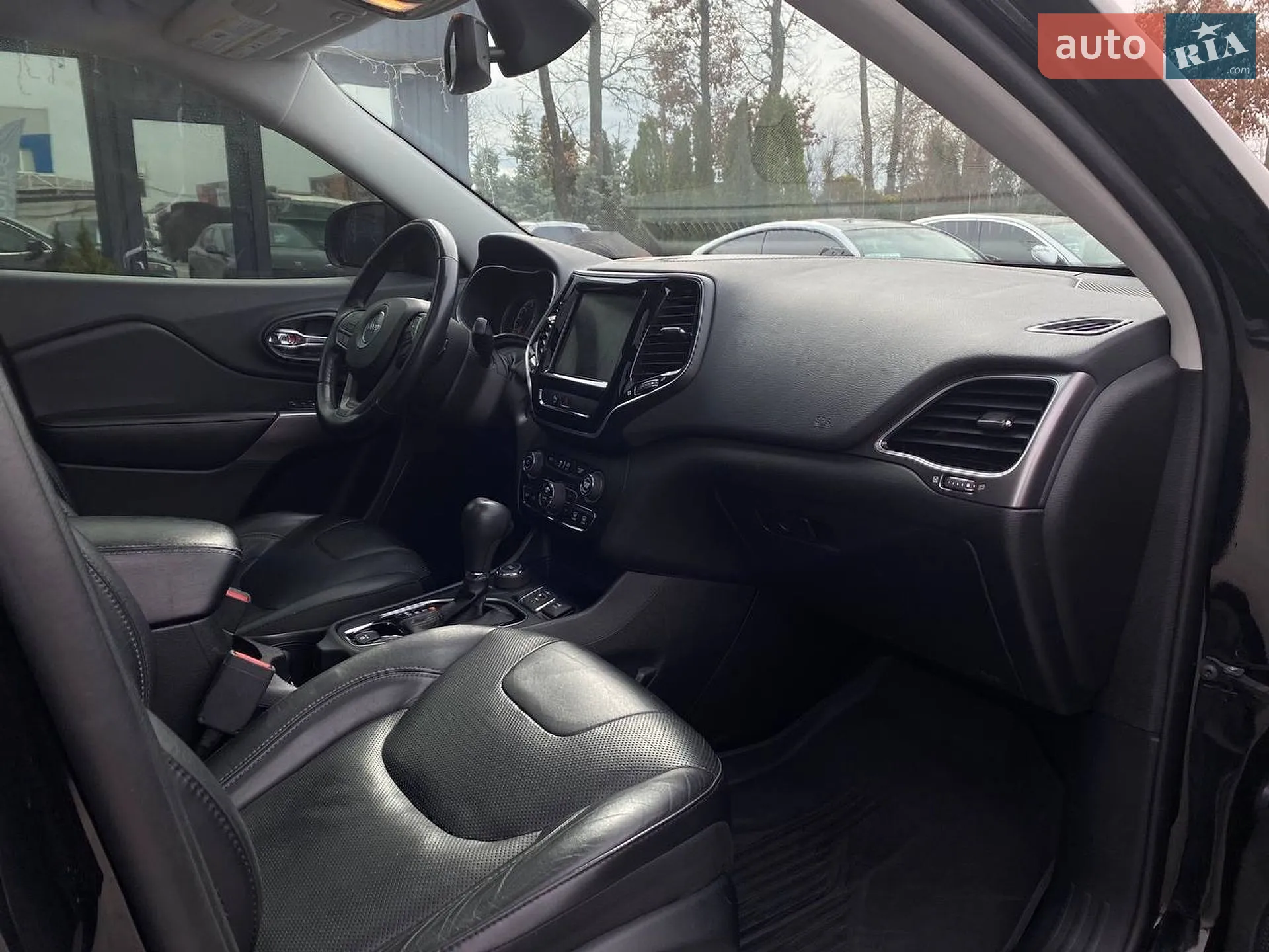2018 Jeep Cherokee - мініатюра 32