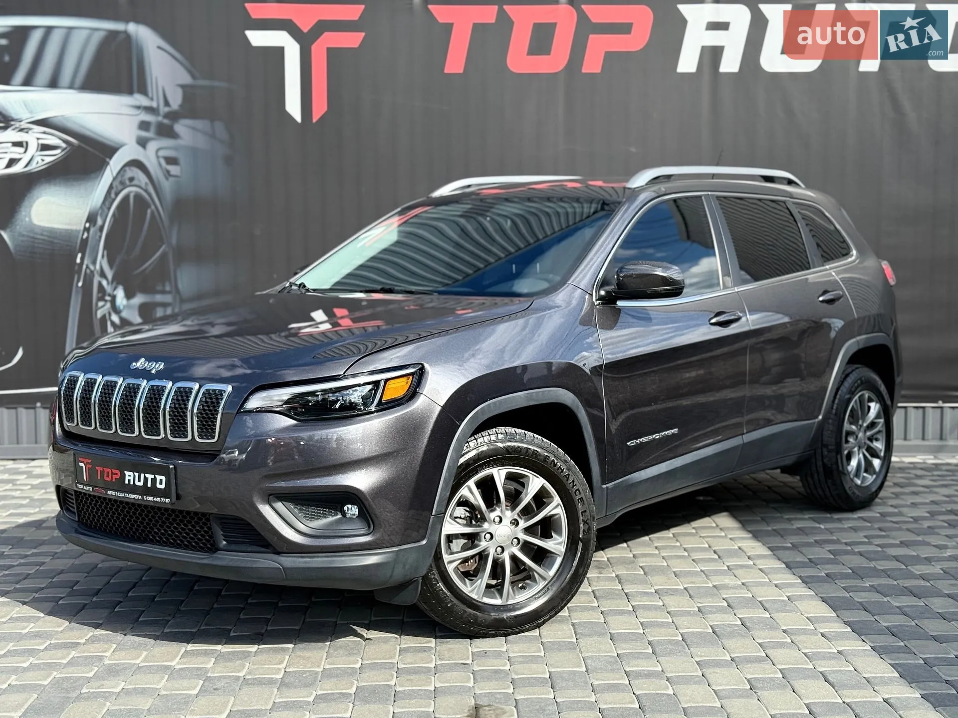 2019 Jeep Cherokee - фото 1