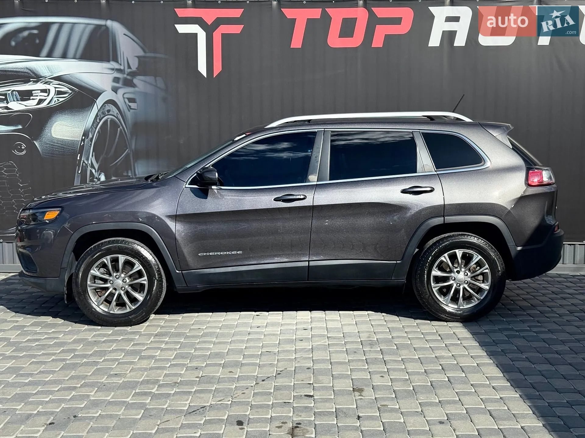 2019 Jeep Cherokee - мініатюра 8