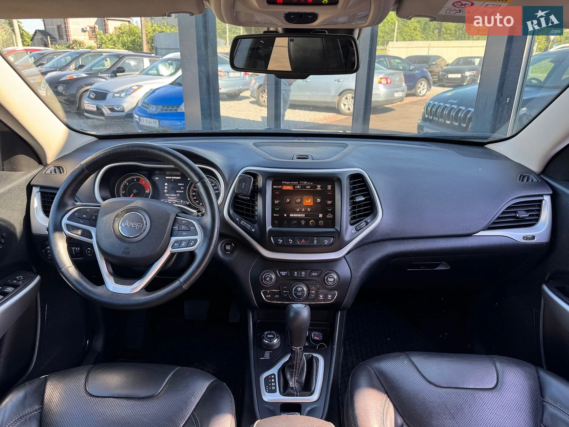 2016 Jeep Cherokee - мініатюра 13