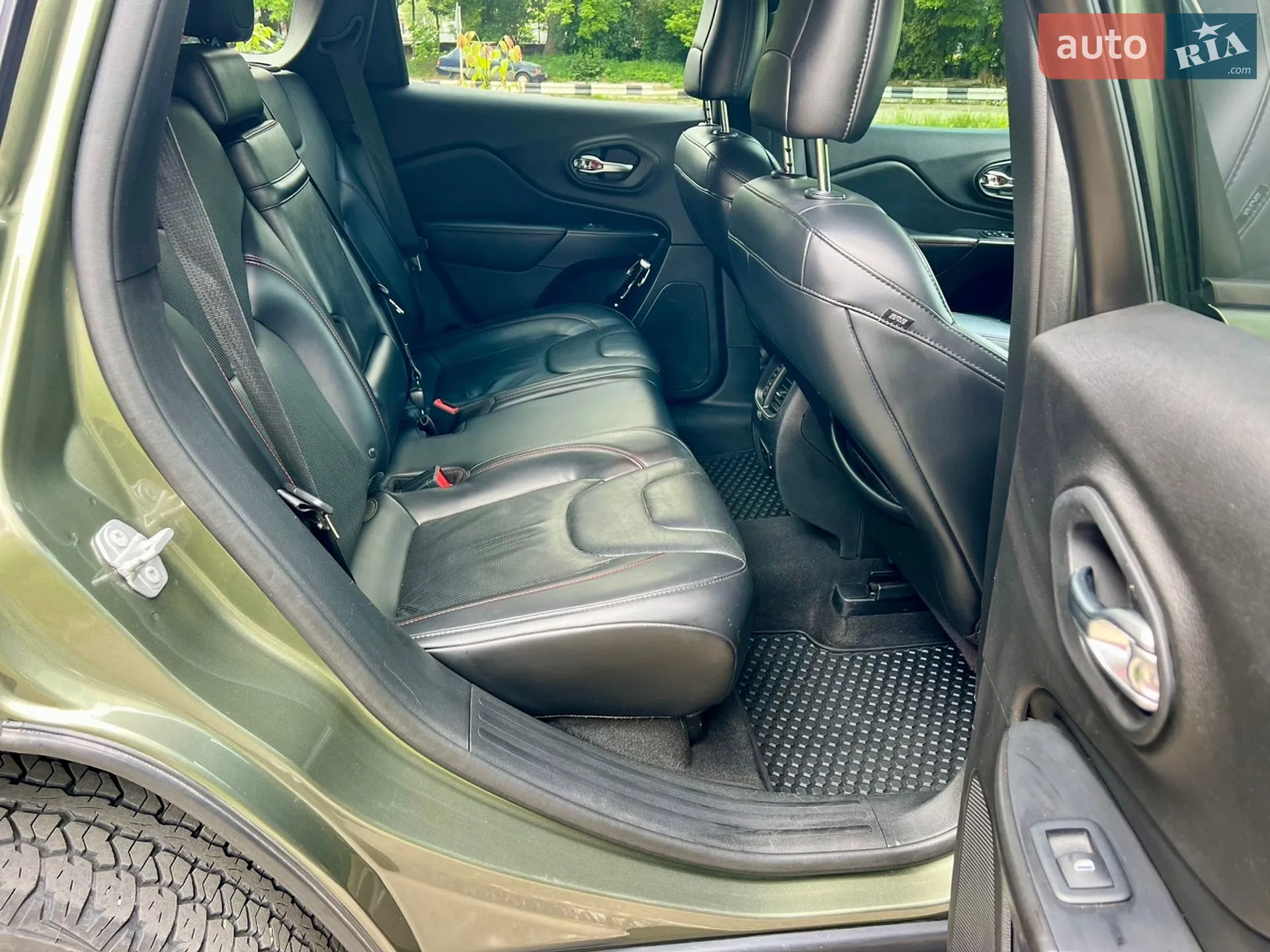 2018 Jeep Cherokee - мініатюра 30