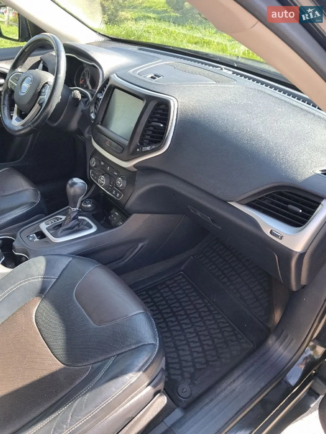 2013 Jeep Cherokee - мініатюра 16