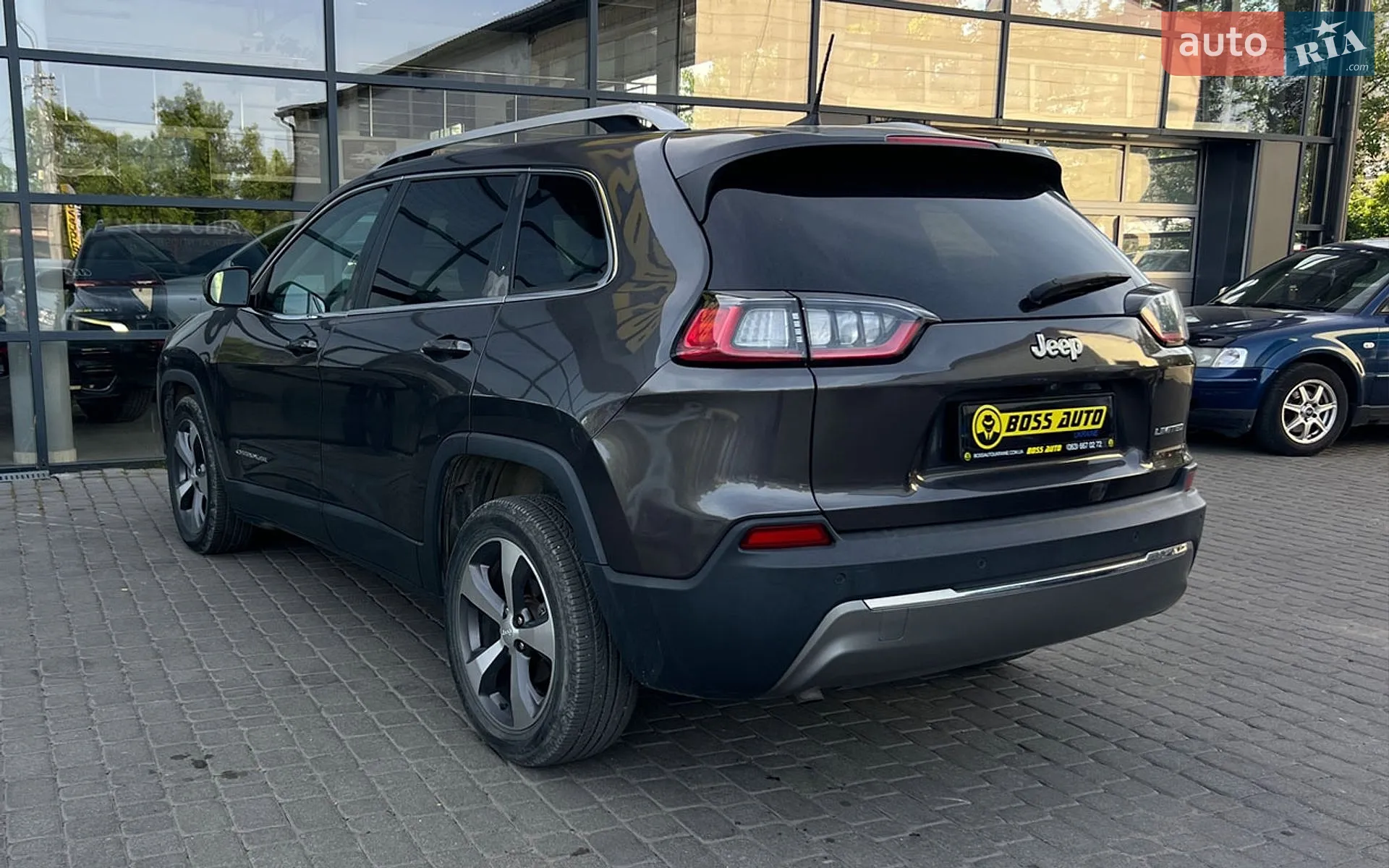 2020 Jeep Cherokee - мініатюра 5