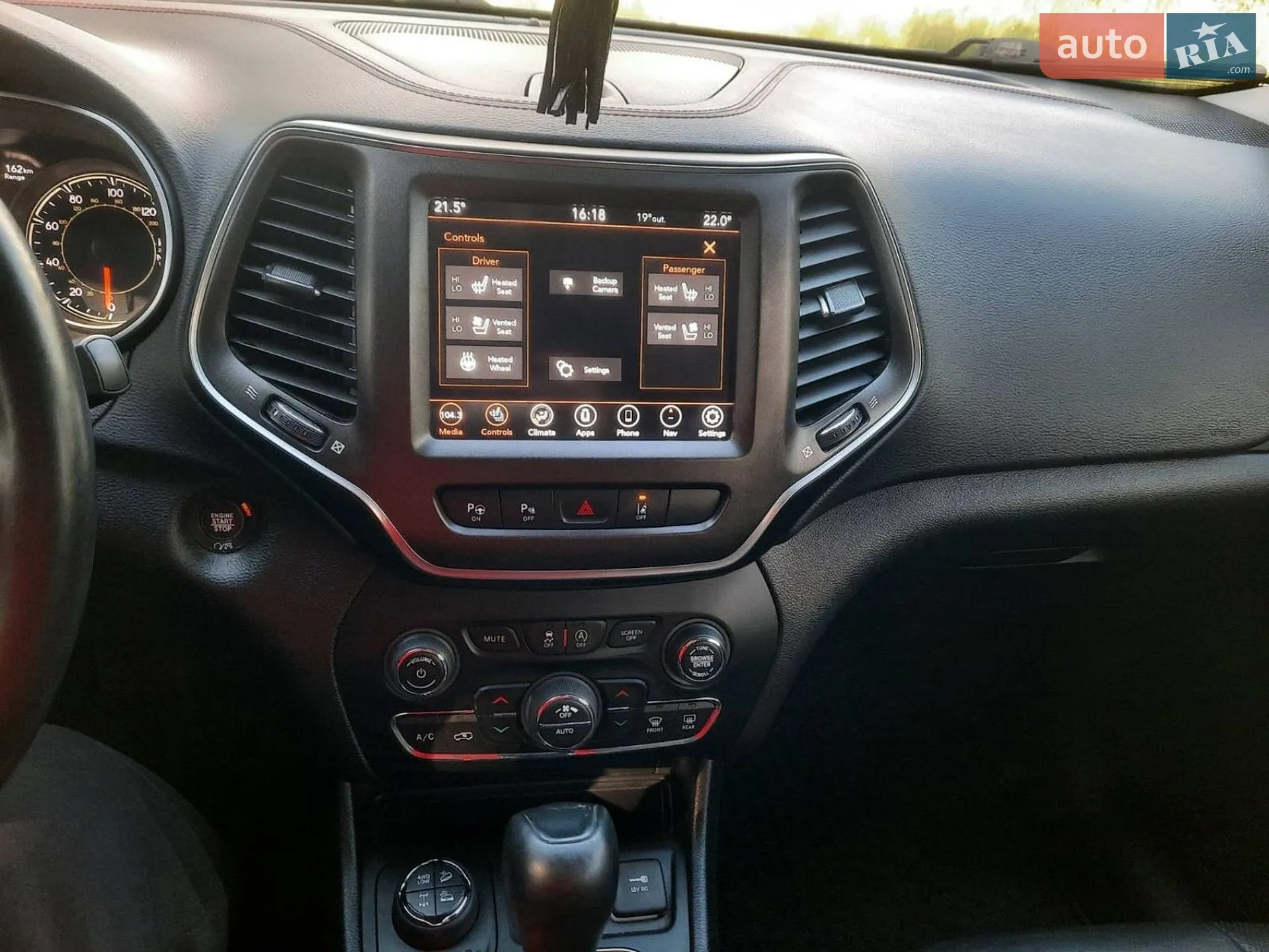 2019 Jeep Cherokee - мініатюра 15