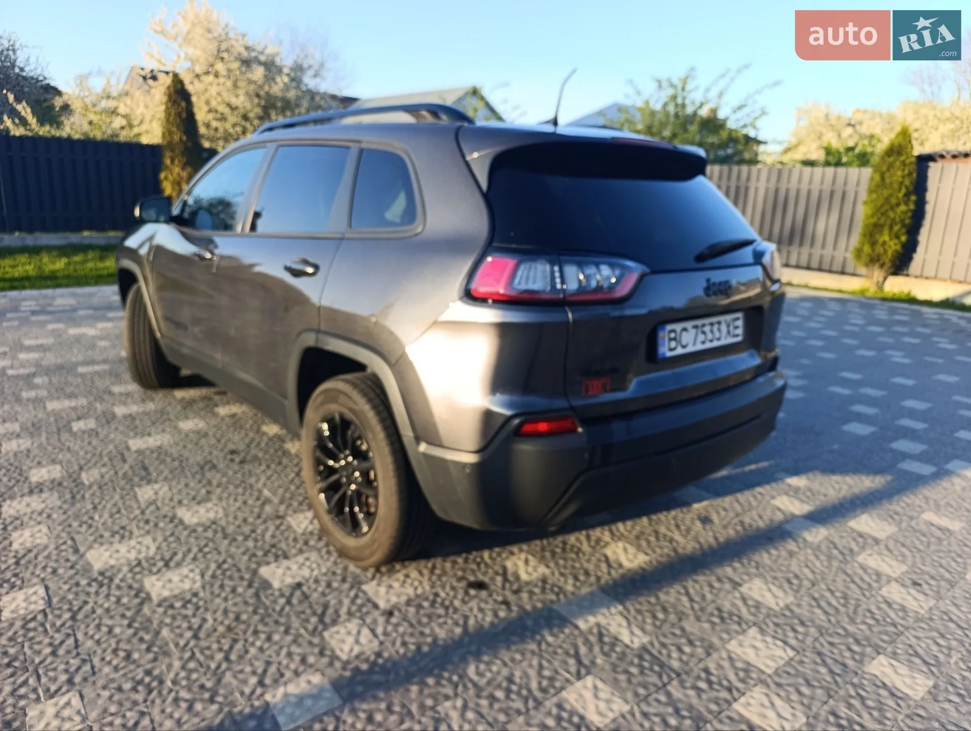 2023 Jeep Cherokee - мініатюра 12