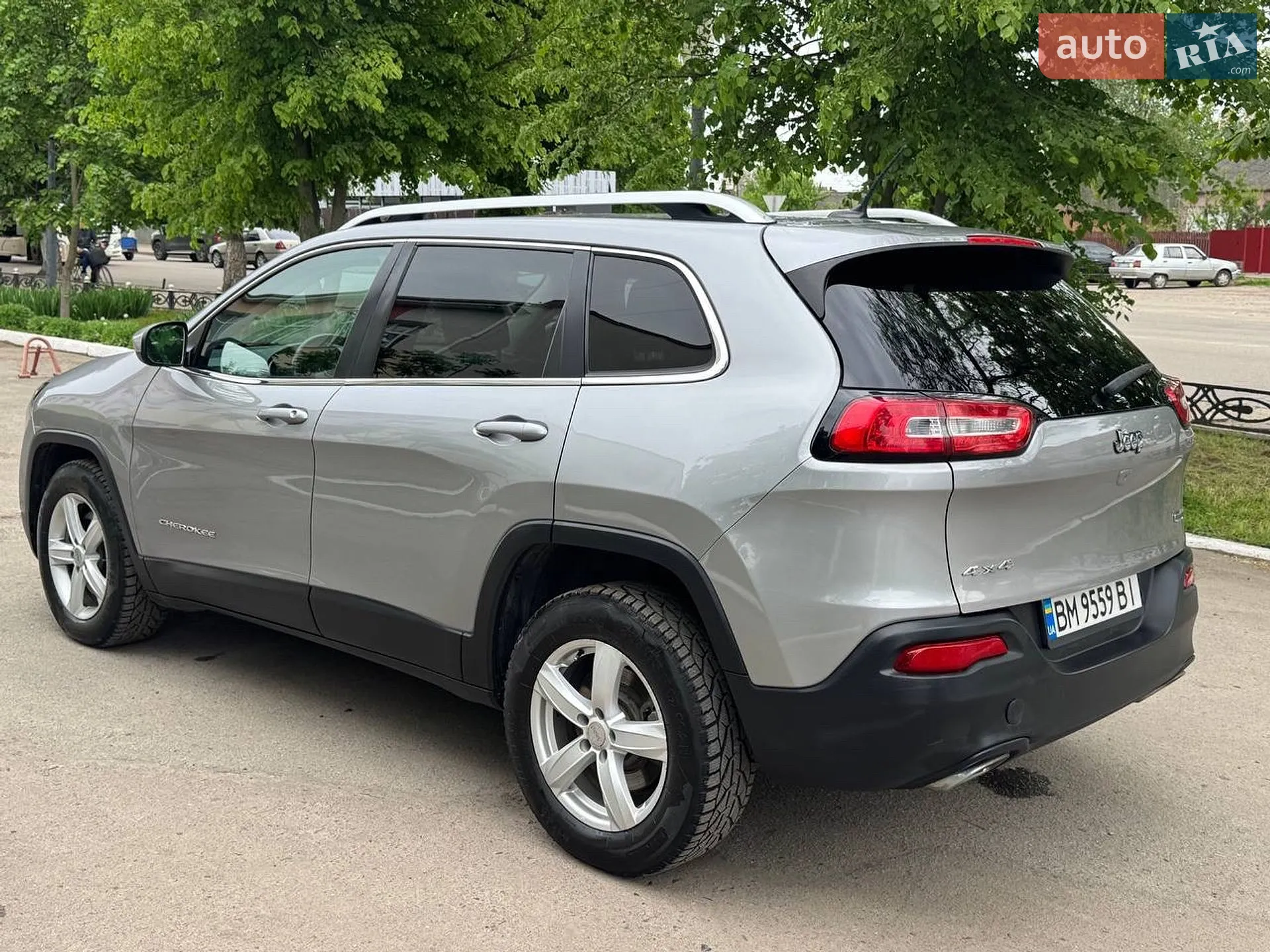 2015 Jeep Cherokee - мініатюра 4