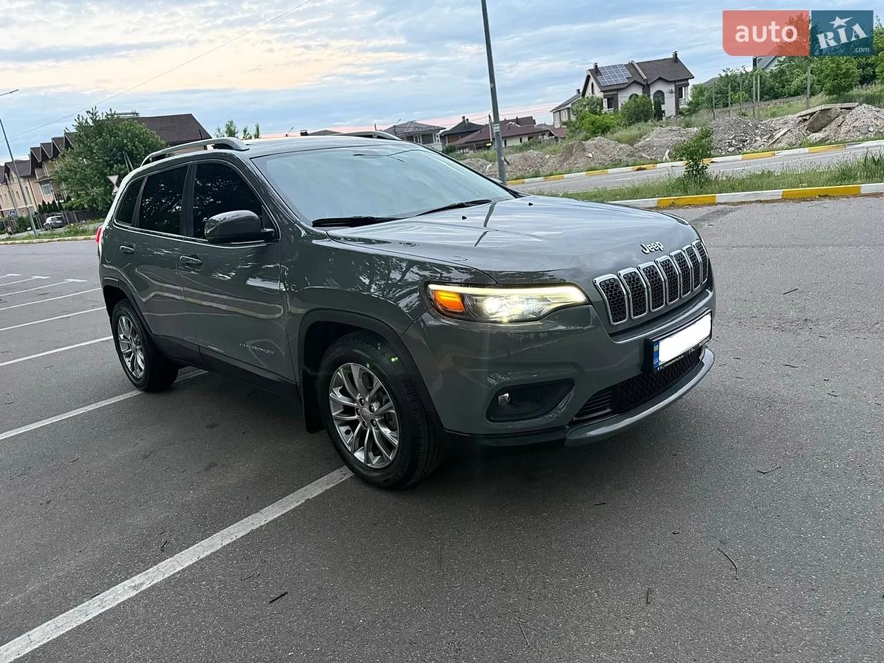 2019 Jeep Cherokee - мініатюра 40