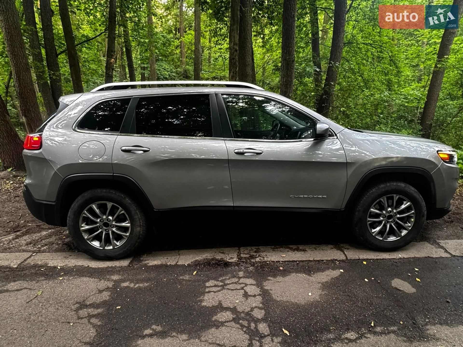 2018 Jeep Cherokee - мініатюра 7