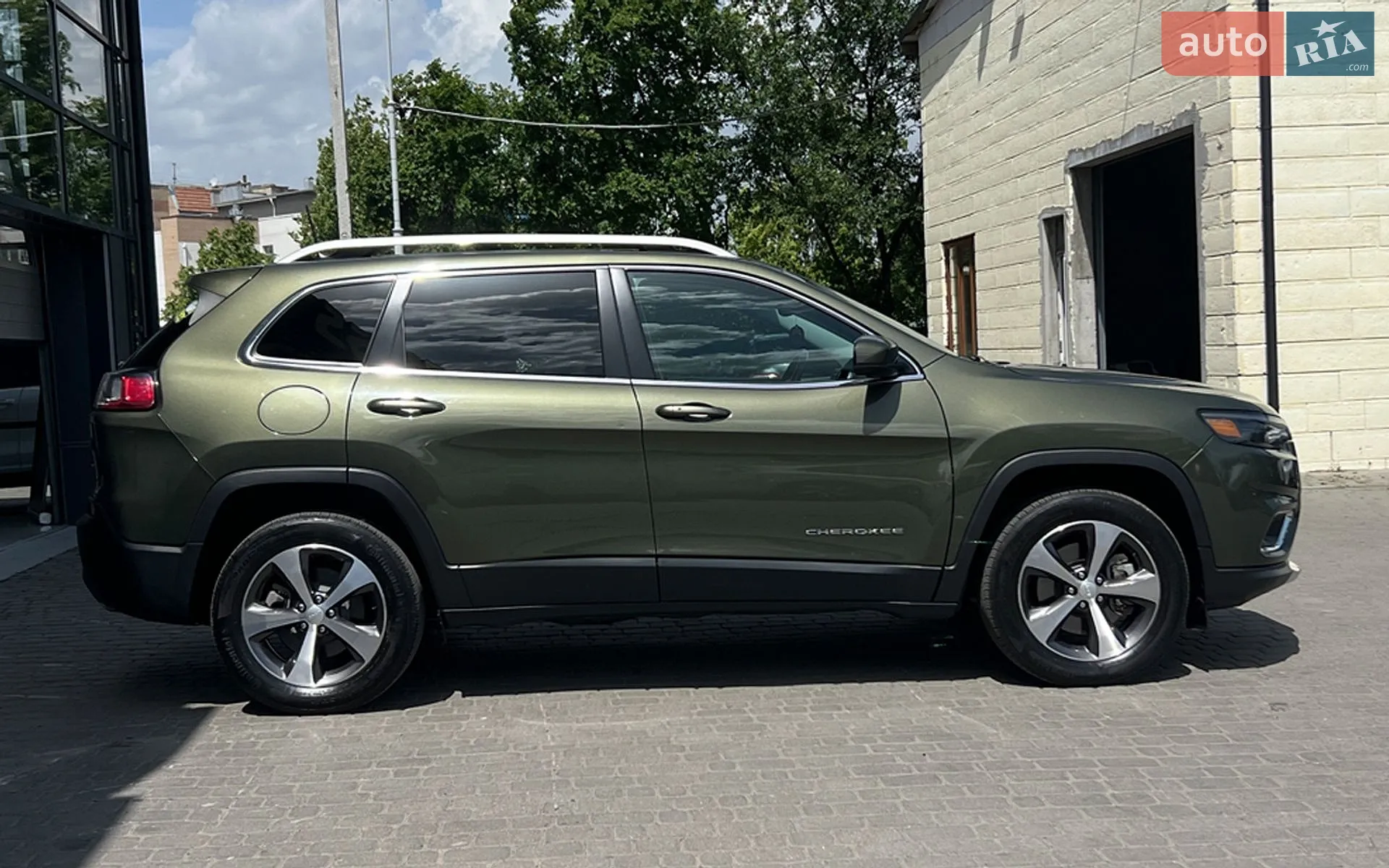 2020 Jeep Cherokee - мініатюра 8