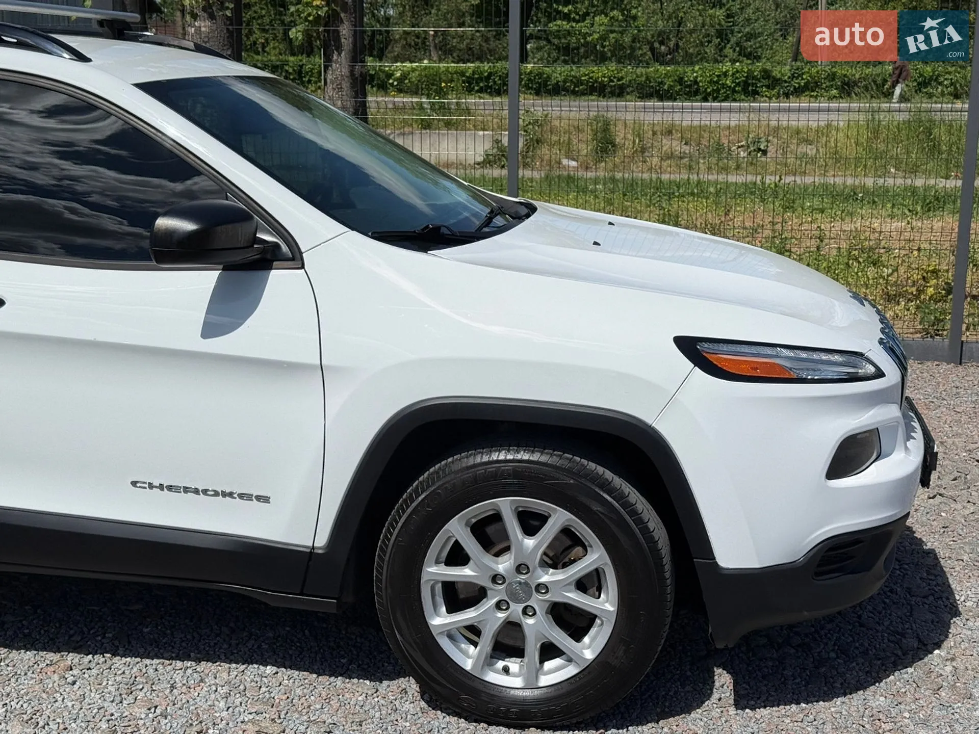2017 Jeep Cherokee - мініатюра 21