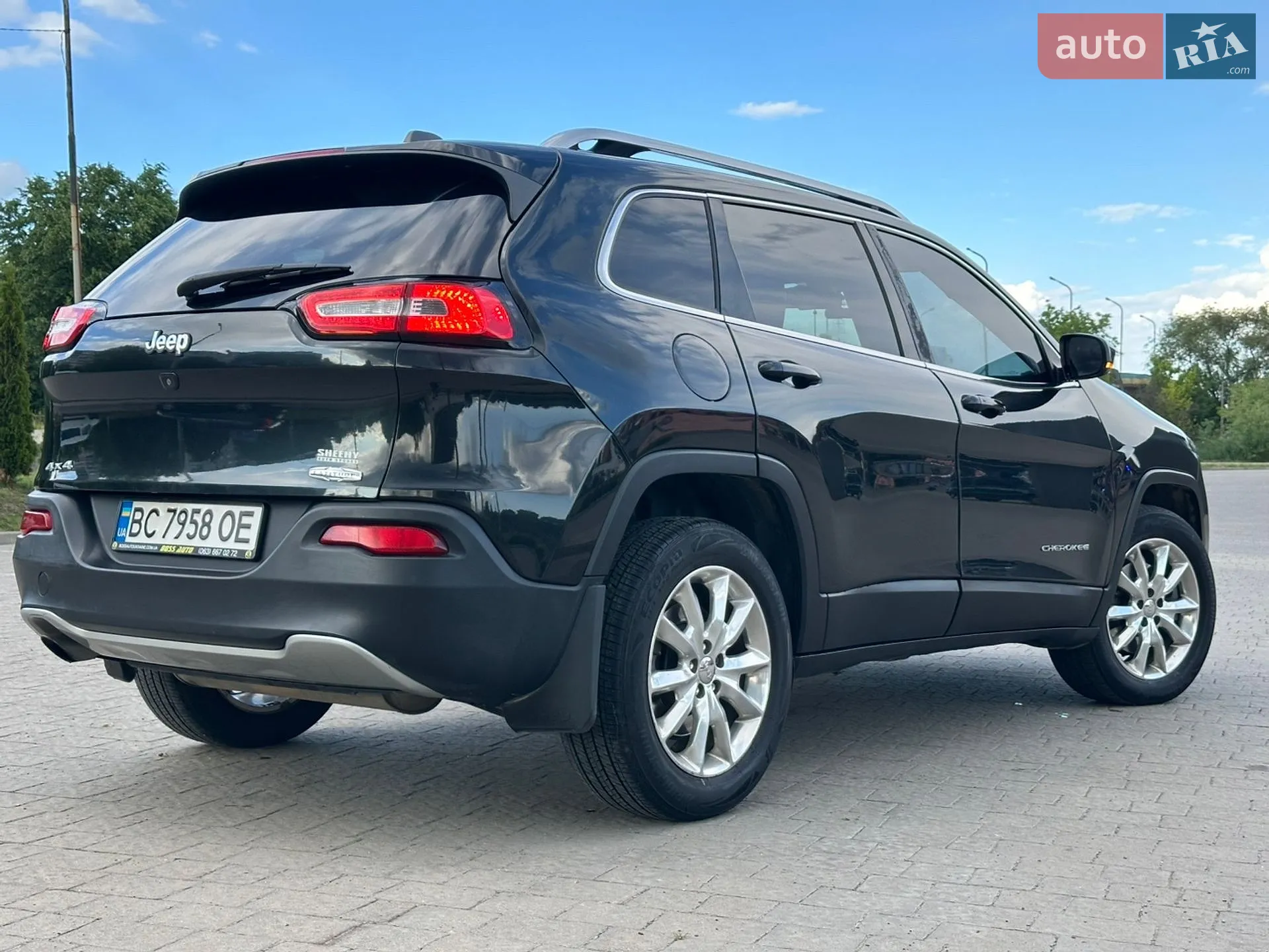2015 Jeep Cherokee - мініатюра 21