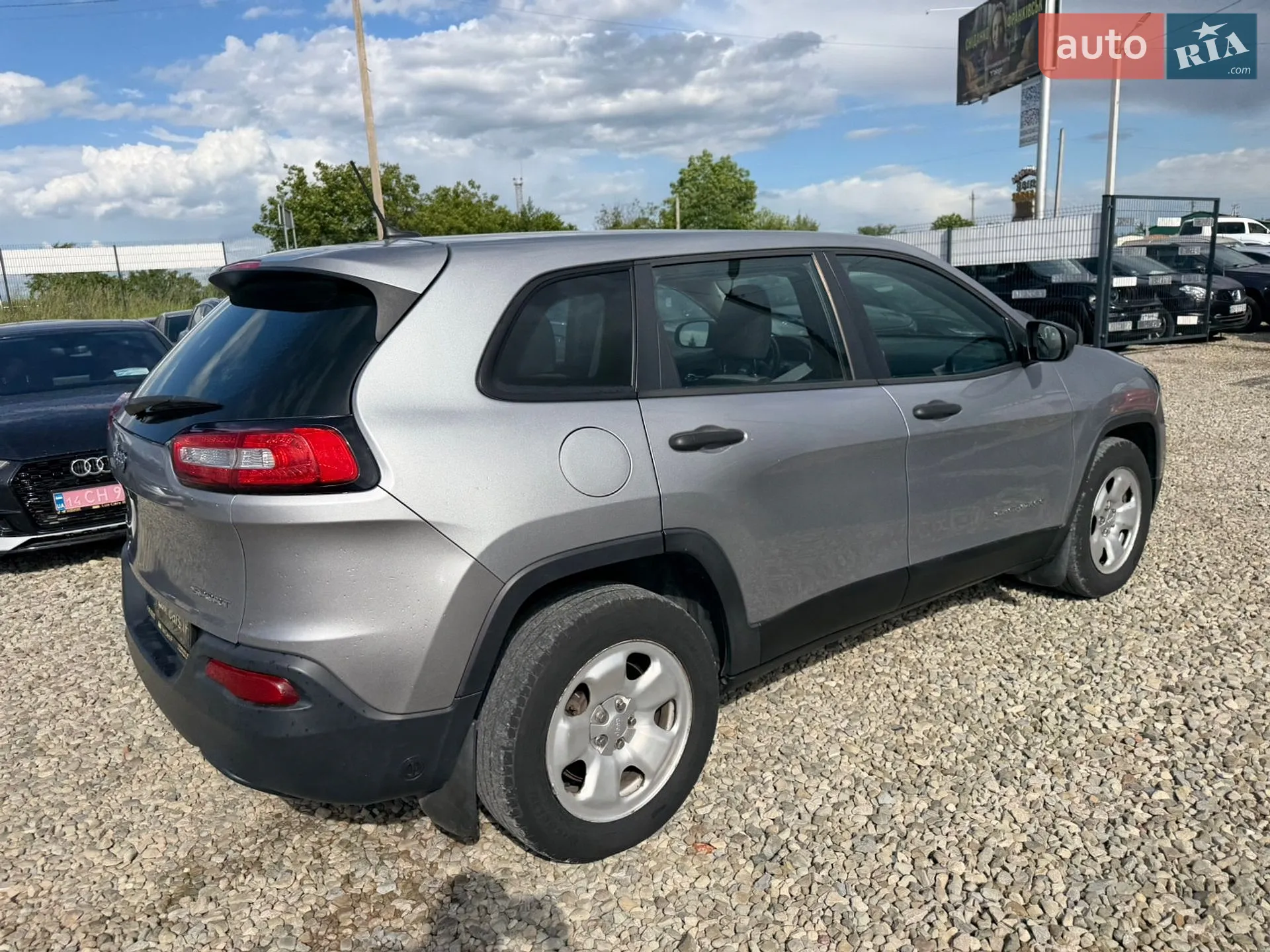 2014 Jeep Cherokee - мініатюра 16