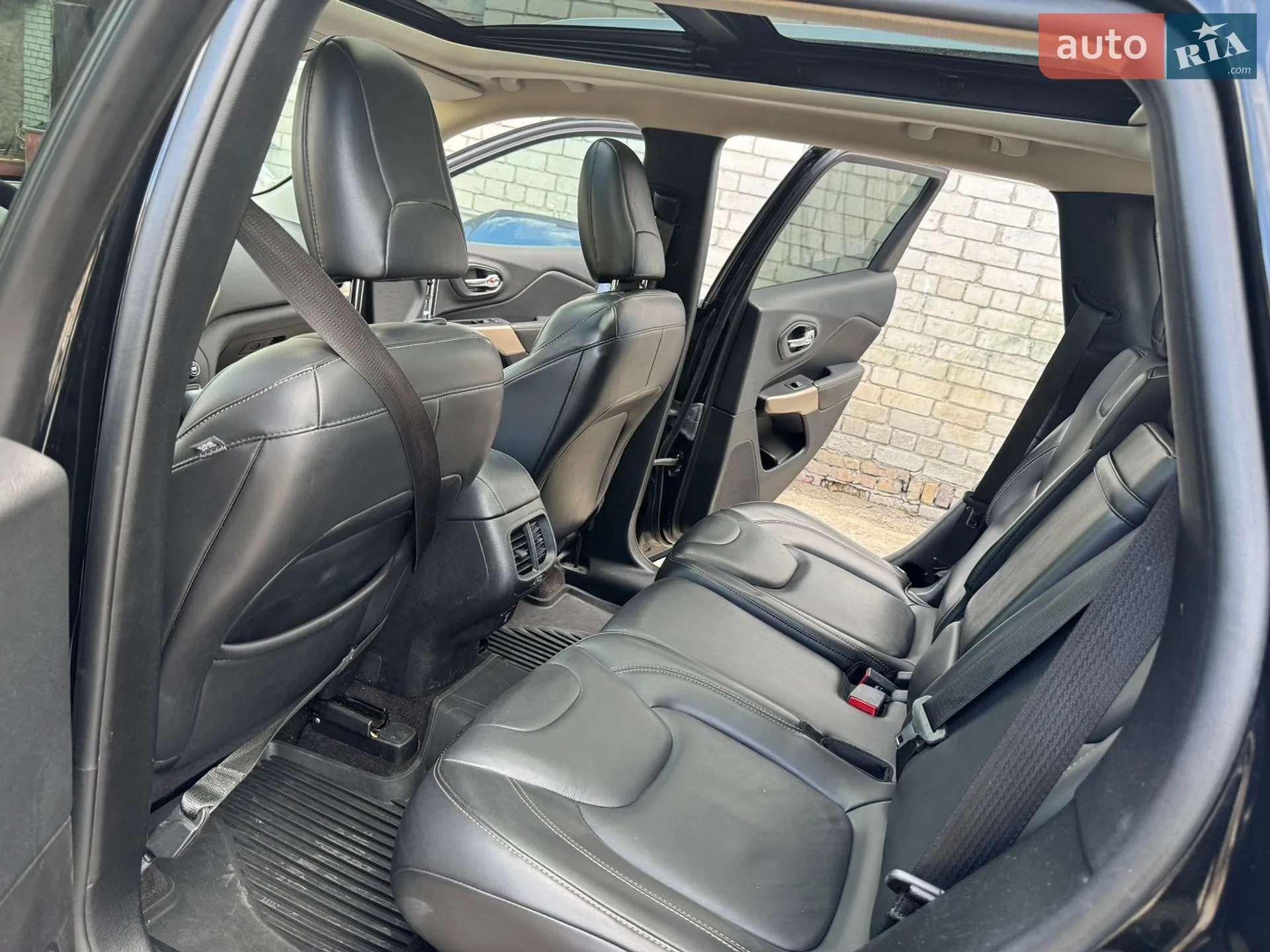 2017 Jeep Cherokee - мініатюра 9