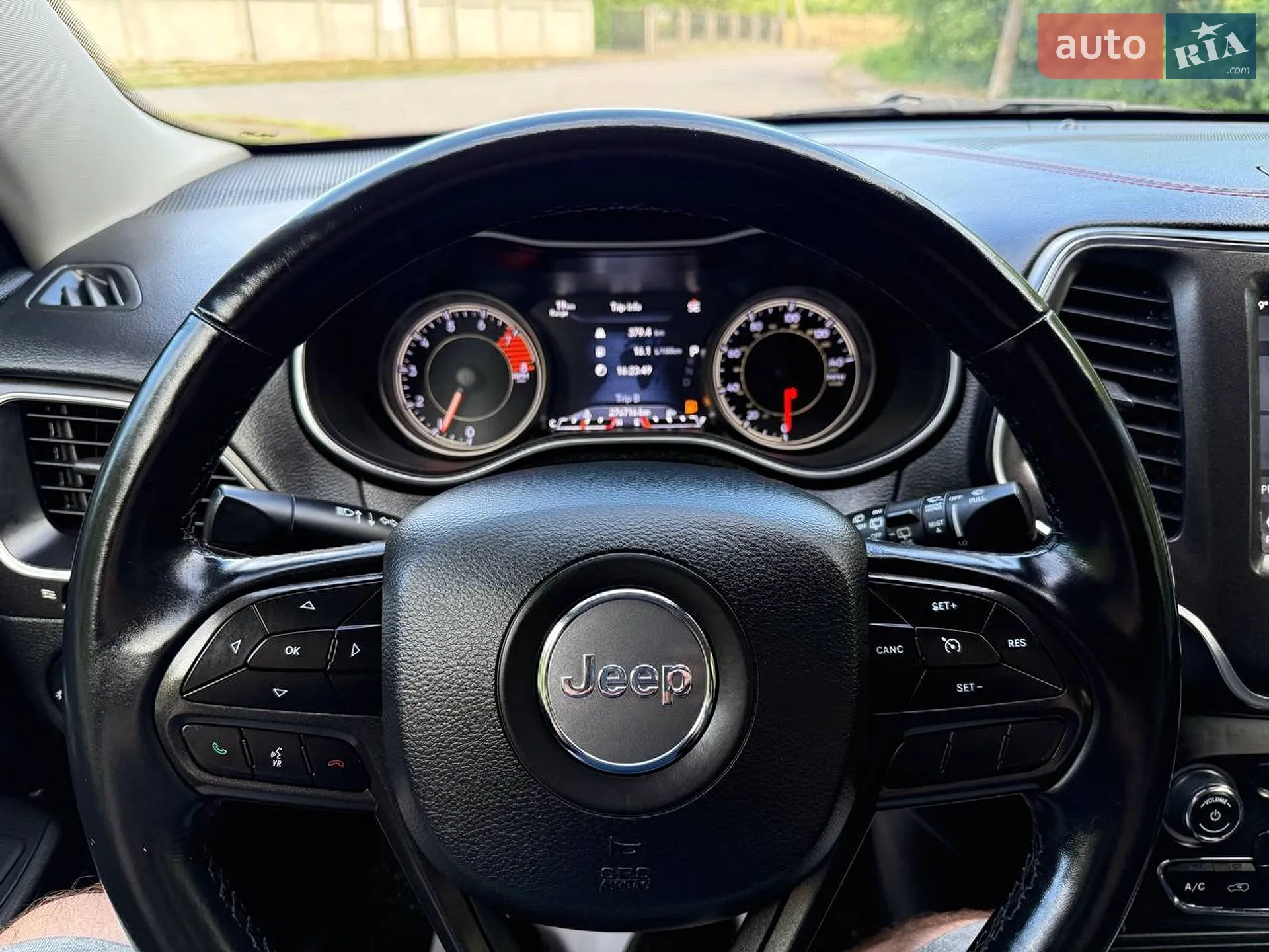 2019 Jeep Cherokee - мініатюра 46