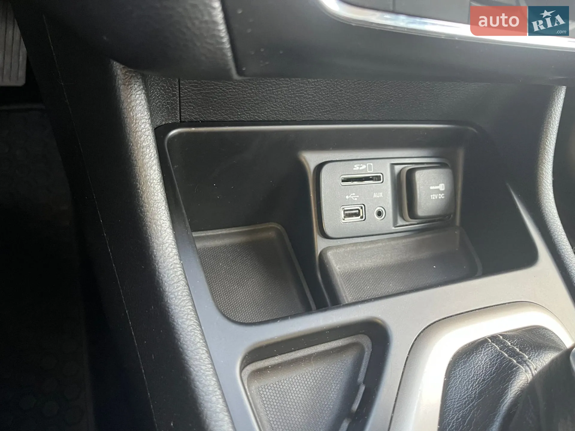 2015 Jeep Cherokee - мініатюра 22