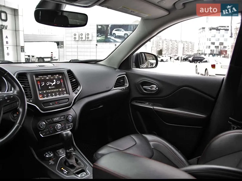 Jeep Cherokee 2019 VIN 1C4PJMBX7LD573116 фото оголошення 3 з 66