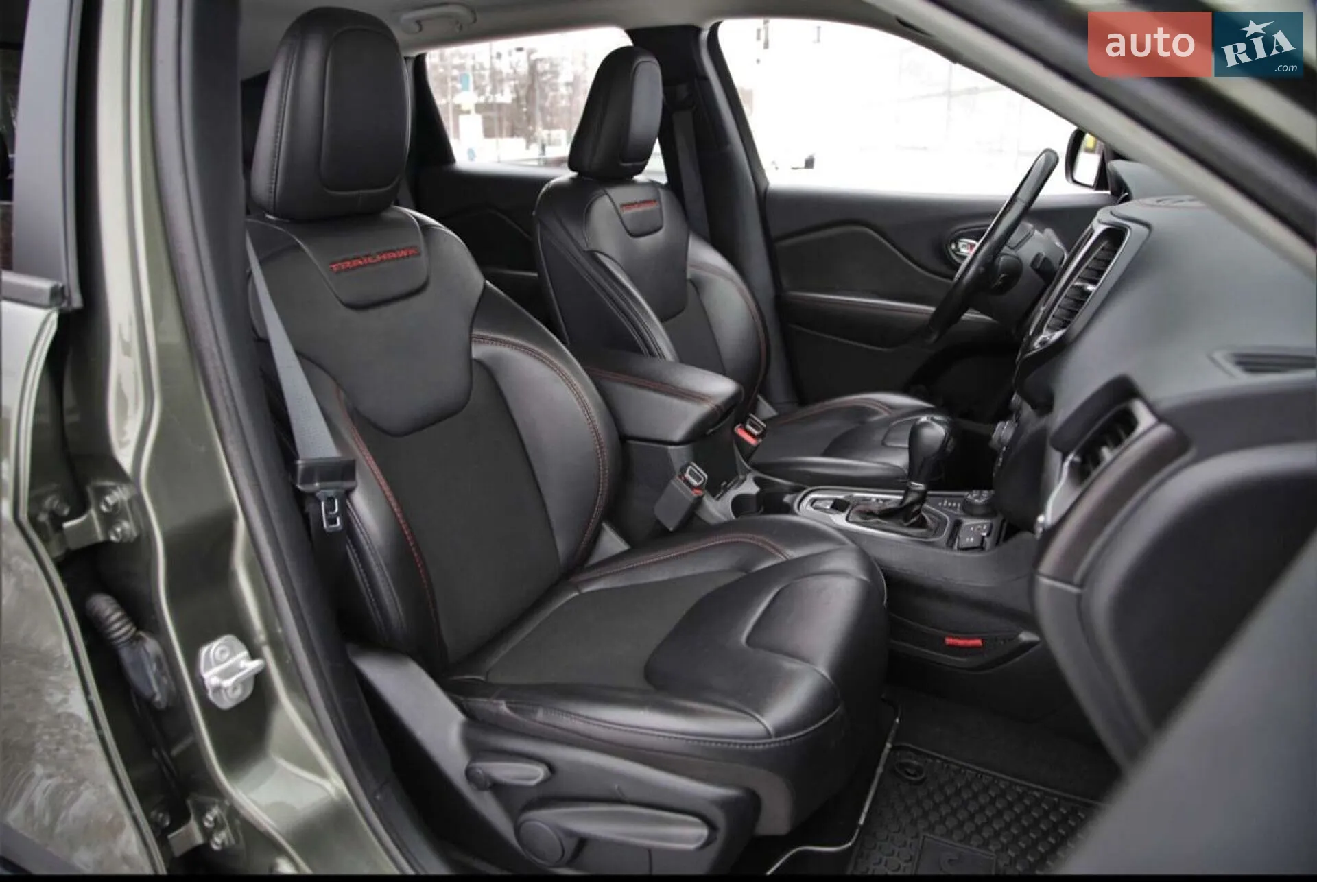 2019 Jeep Cherokee - мініатюра 18