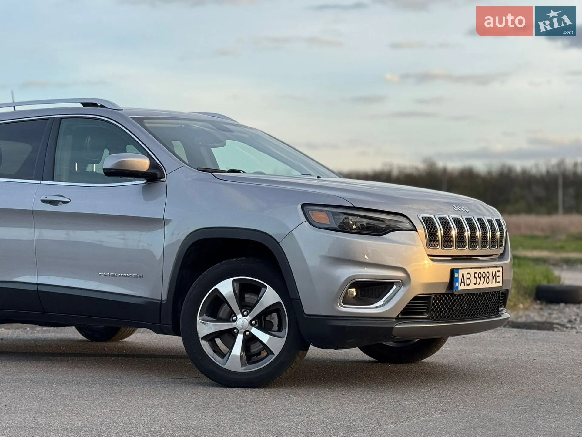 2019 Jeep Cherokee - мініатюра 10