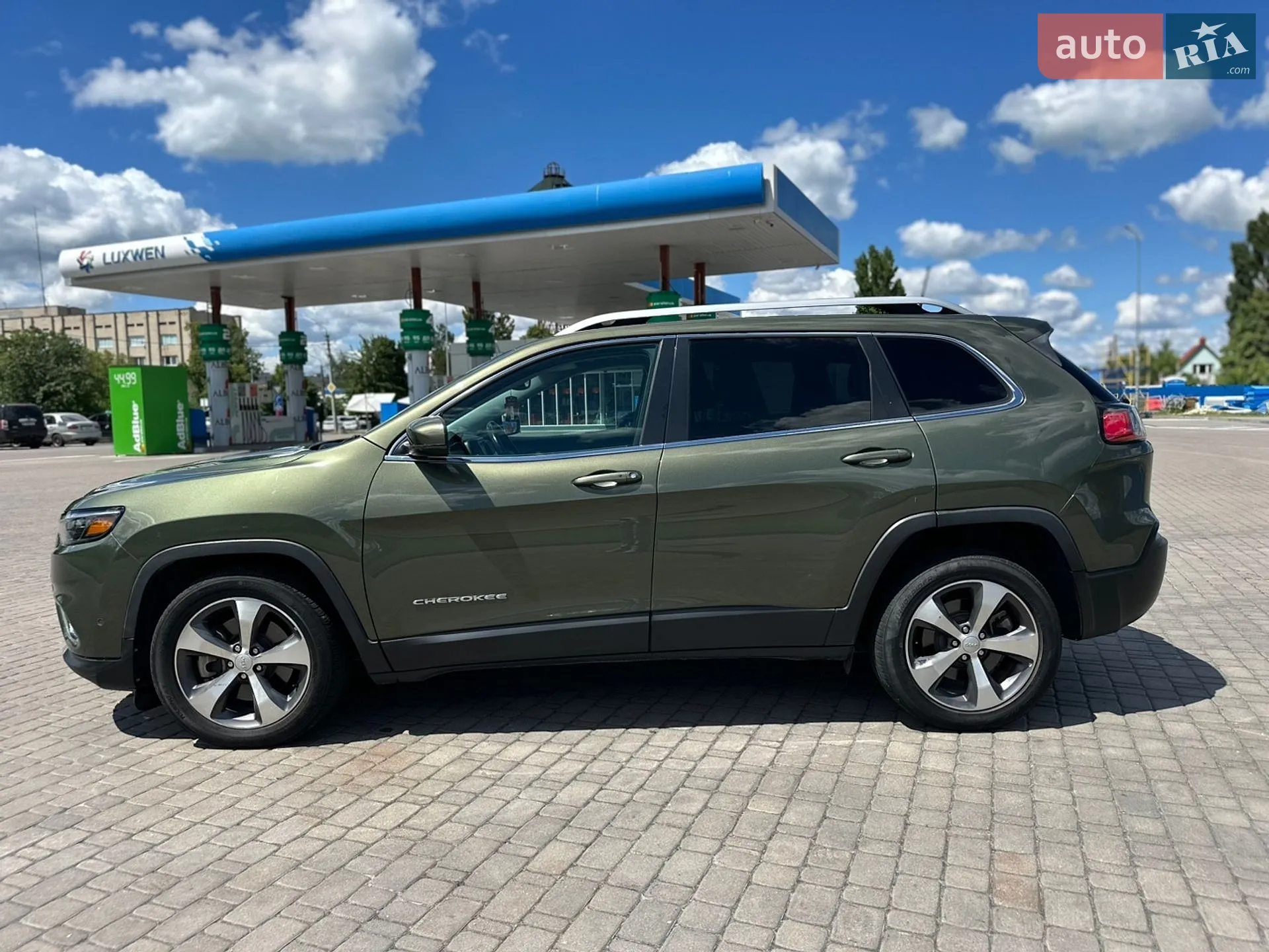 2021 Jeep Cherokee - мініатюра 5