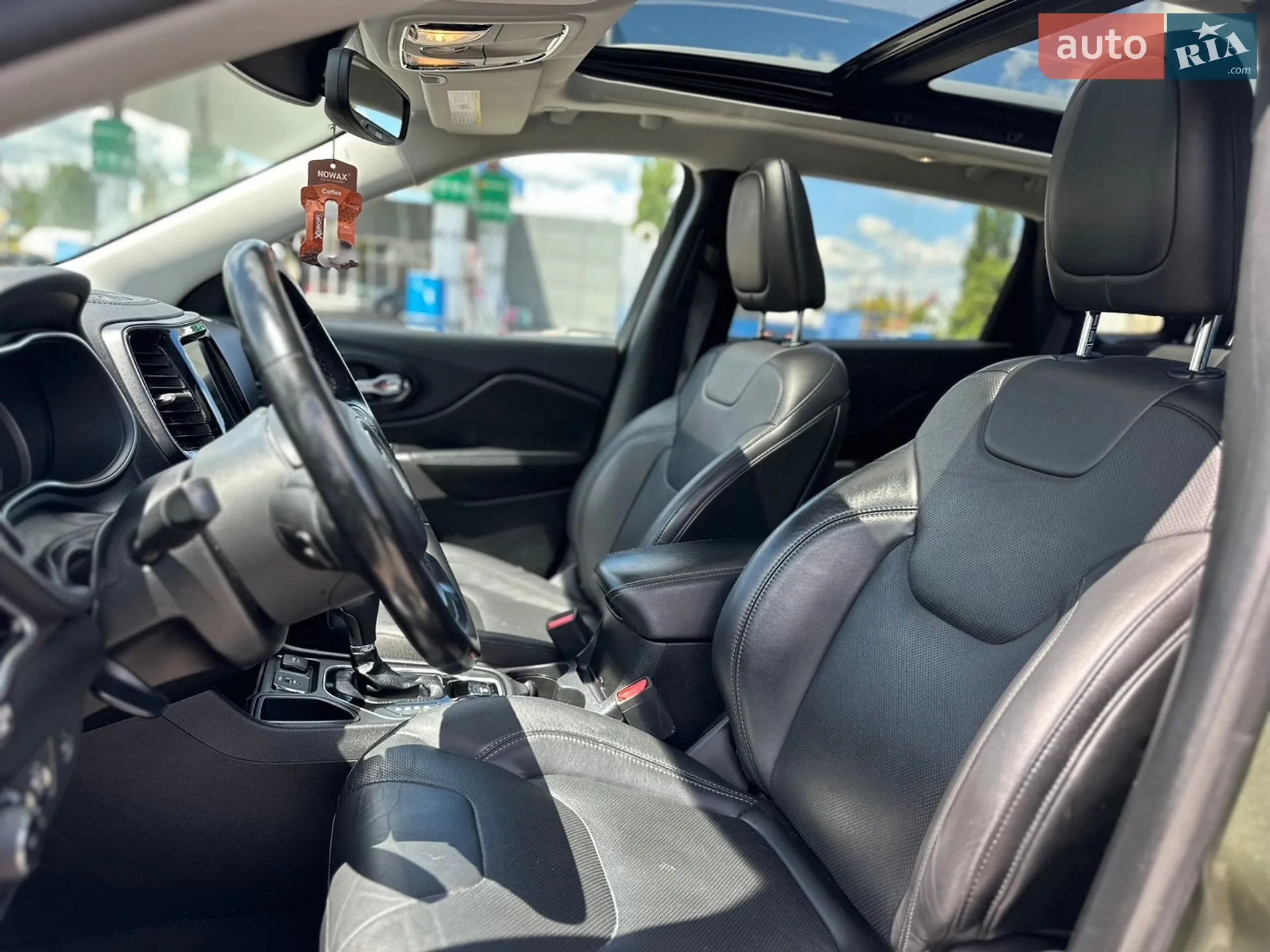 2021 Jeep Cherokee - мініатюра 57