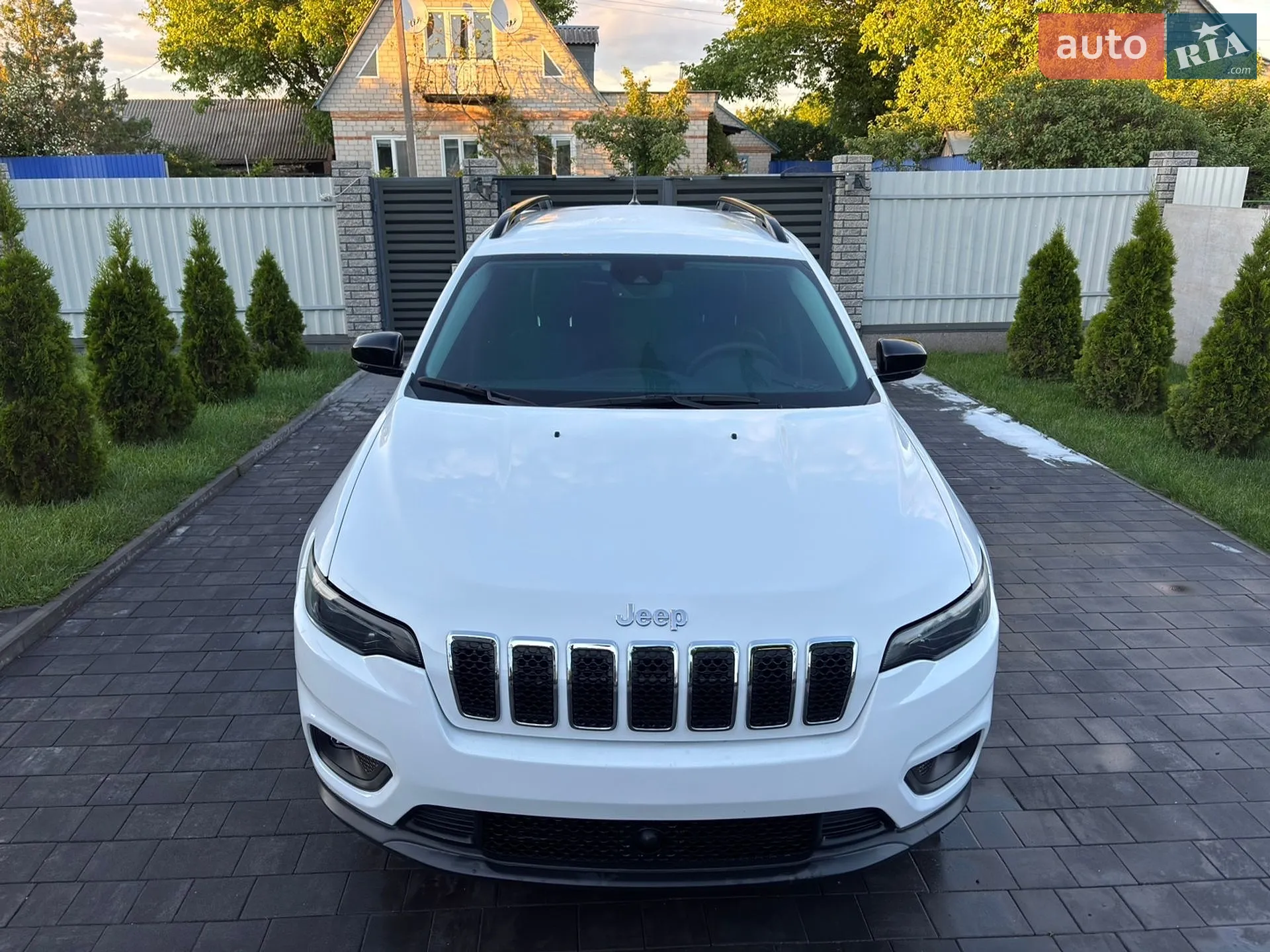2022 Jeep Cherokee - мініатюра 16