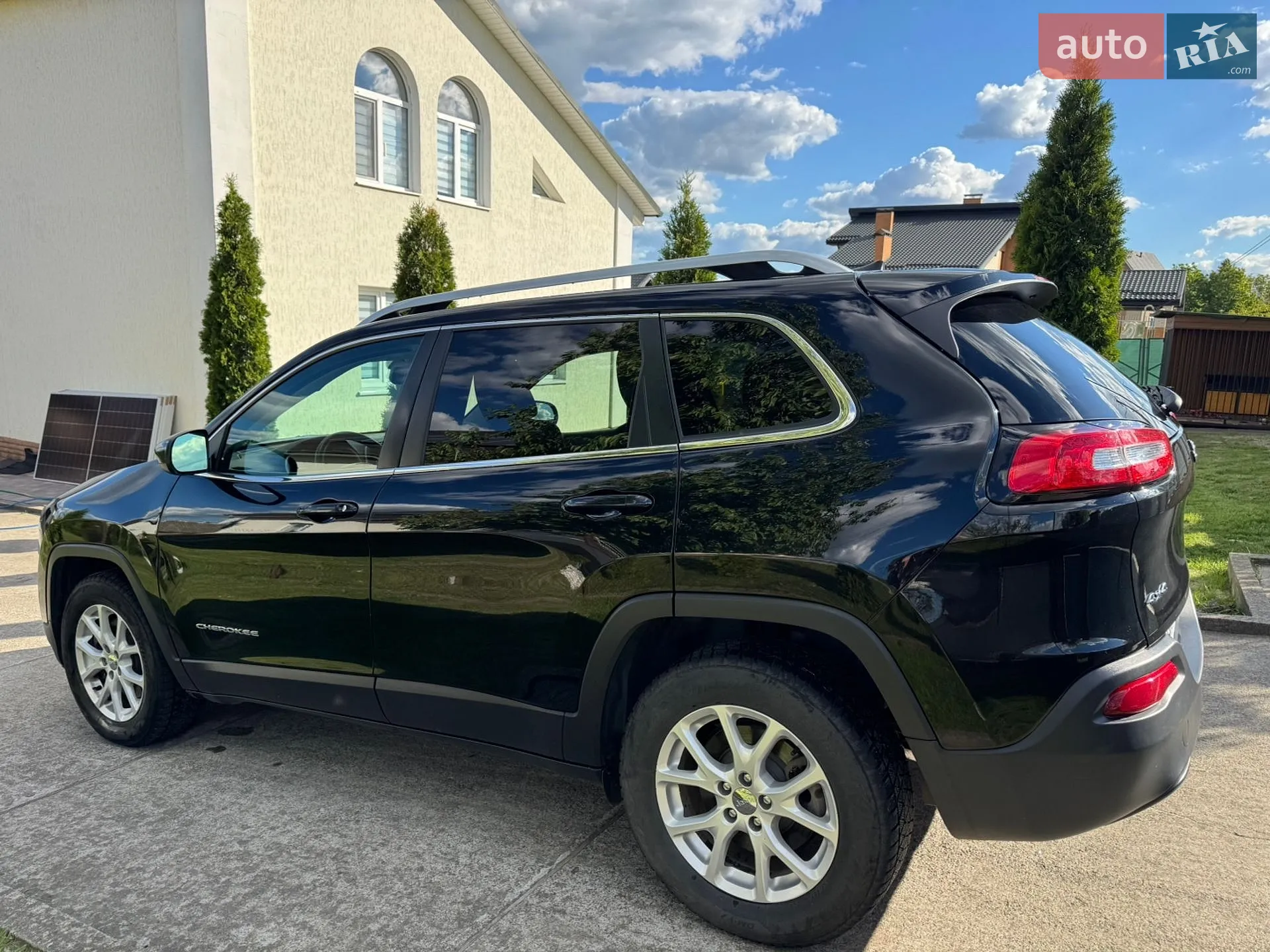 2016 Jeep Cherokee - мініатюра 7