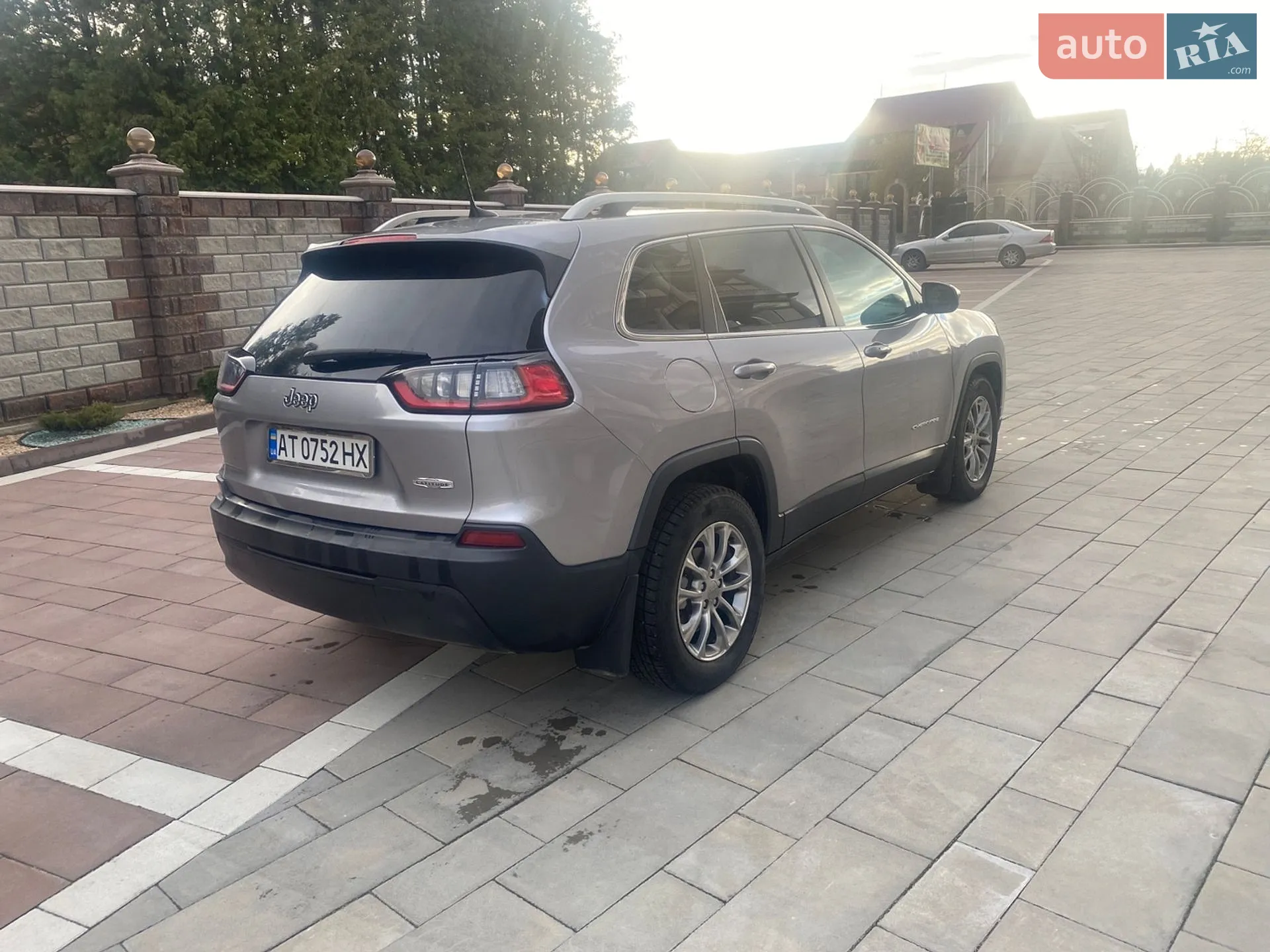 2018 Jeep Cherokee - мініатюра 10