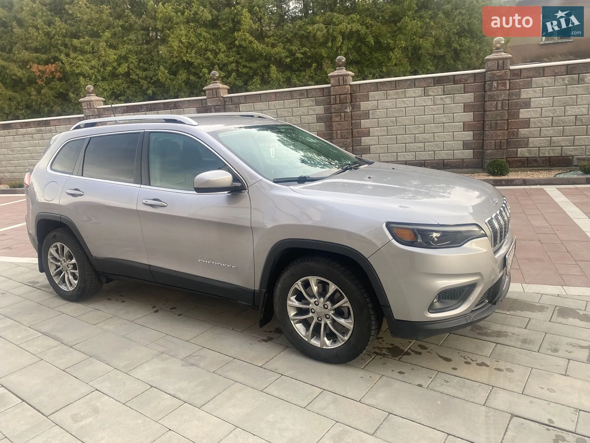 2018 Jeep Cherokee - мініатюра 8