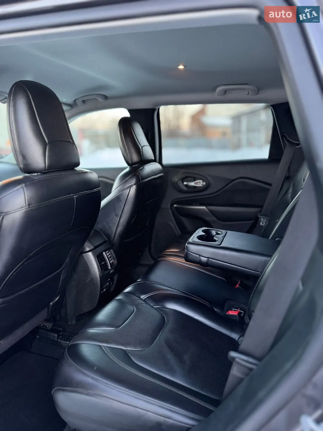 2018 Jeep Cherokee - мініатюра 30