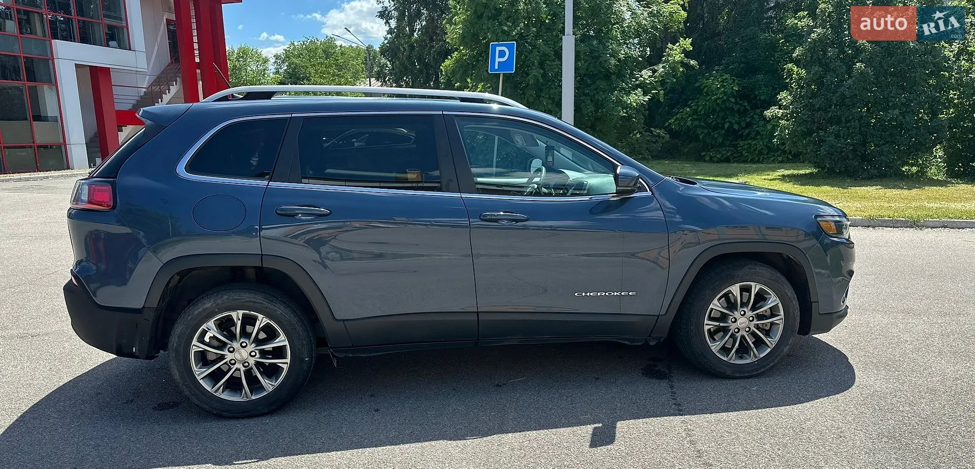 2019 Jeep Cherokee - мініатюра 7