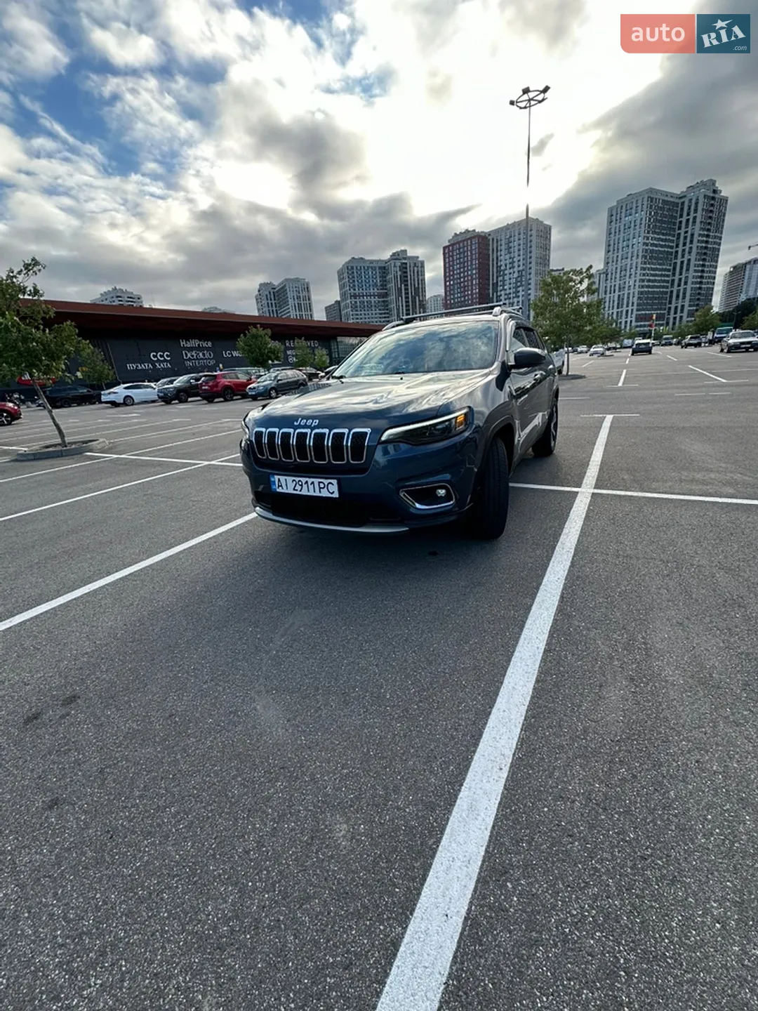 2019 Jeep Cherokee - мініатюра 4