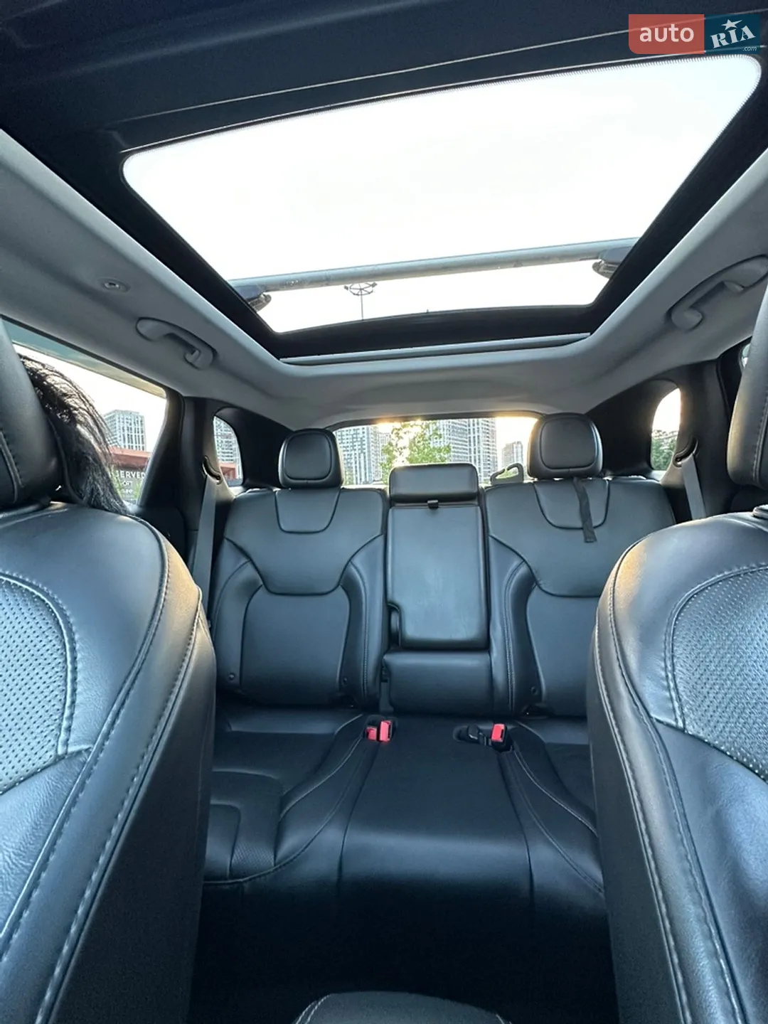 2019 Jeep Cherokee - мініатюра 28