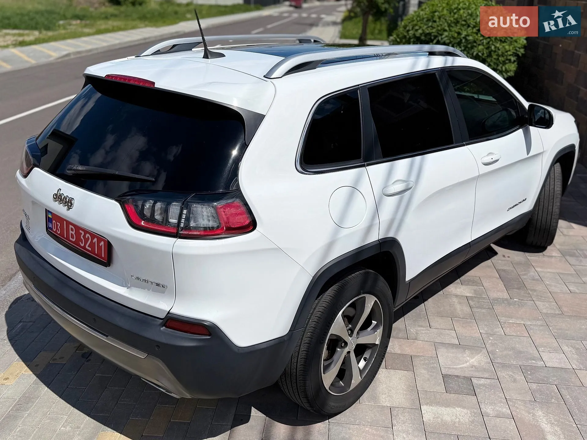 2020 Jeep Cherokee - мініатюра 22