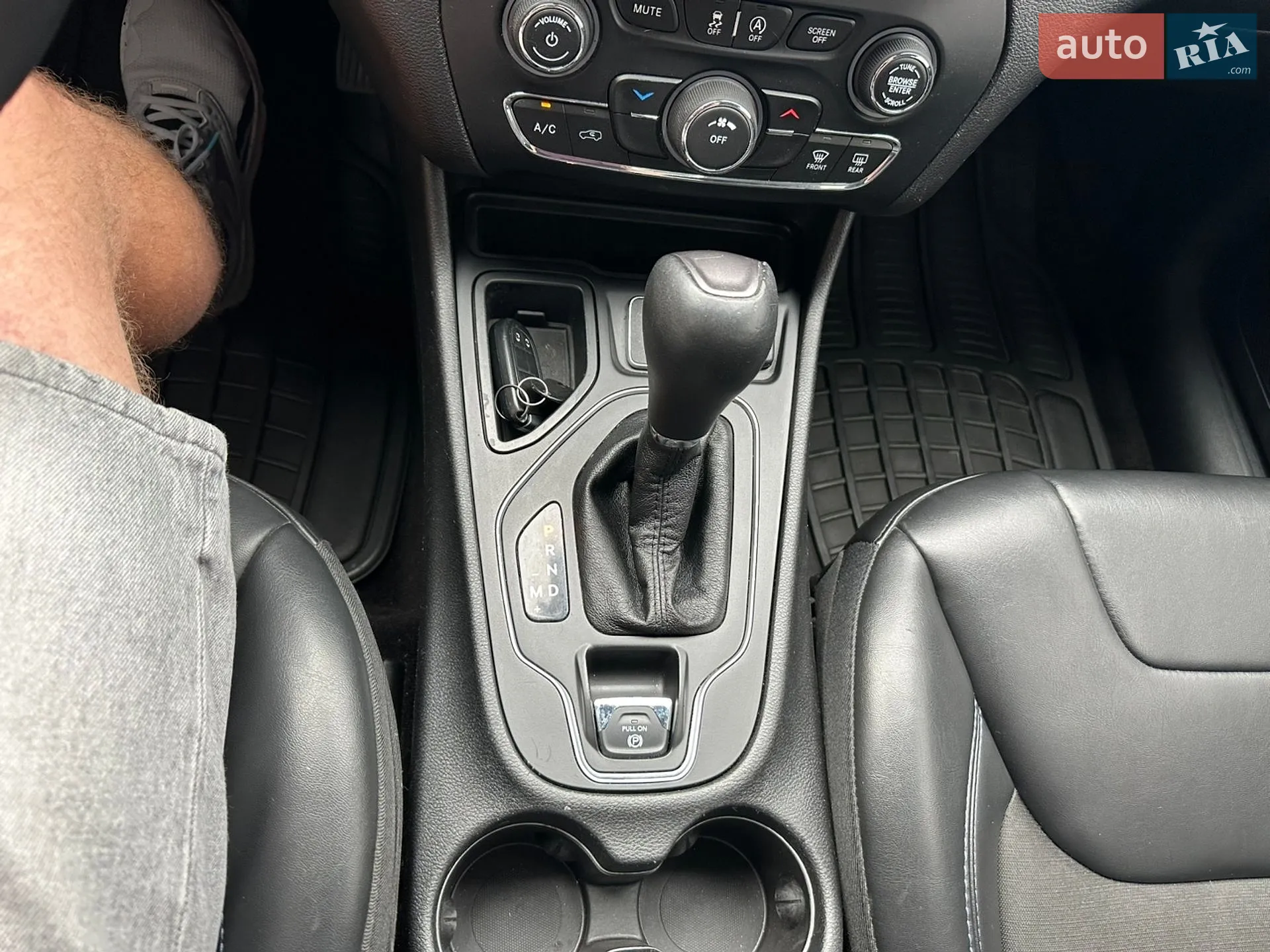 2019 Jeep Cherokee - мініатюра 54