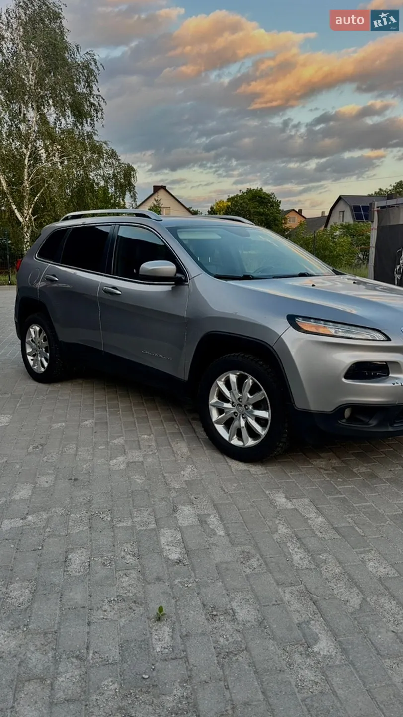 2016 Jeep Cherokee - мініатюра 3