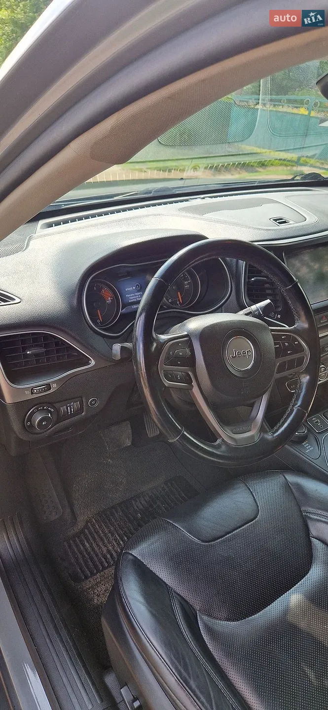 2020 Jeep Cherokee - мініатюра 14