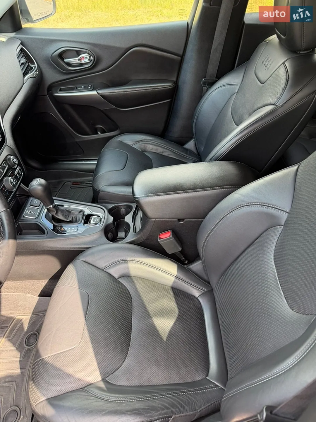 2019 Jeep Cherokee - мініатюра 7