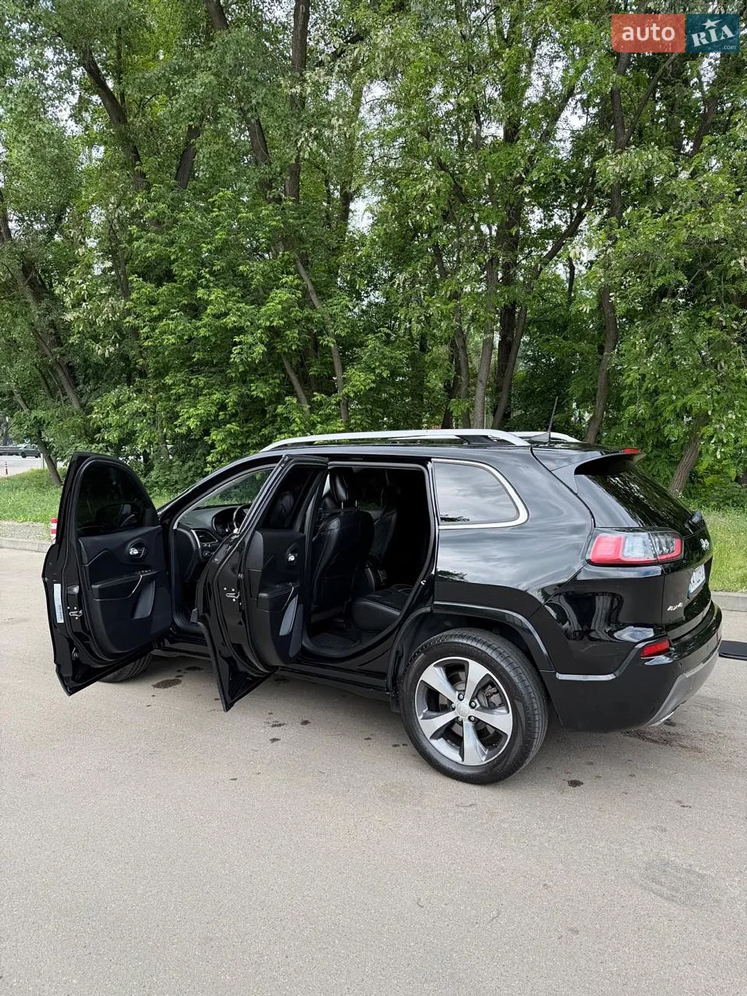 2019 Jeep Cherokee - мініатюра 9