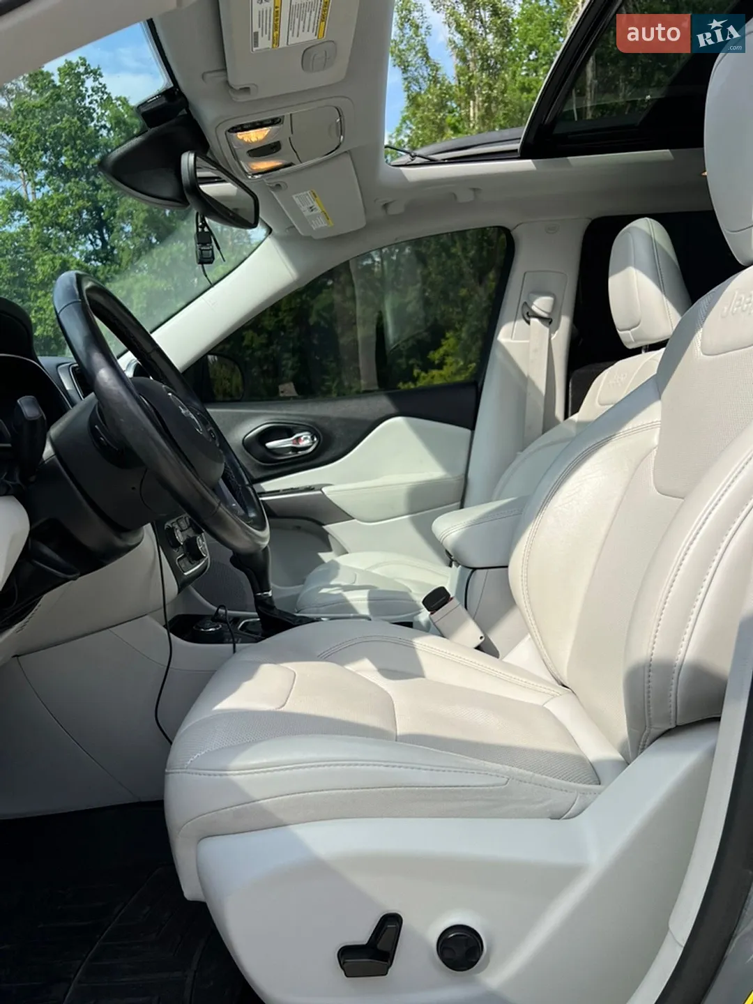 2021 Jeep Cherokee - мініатюра 34