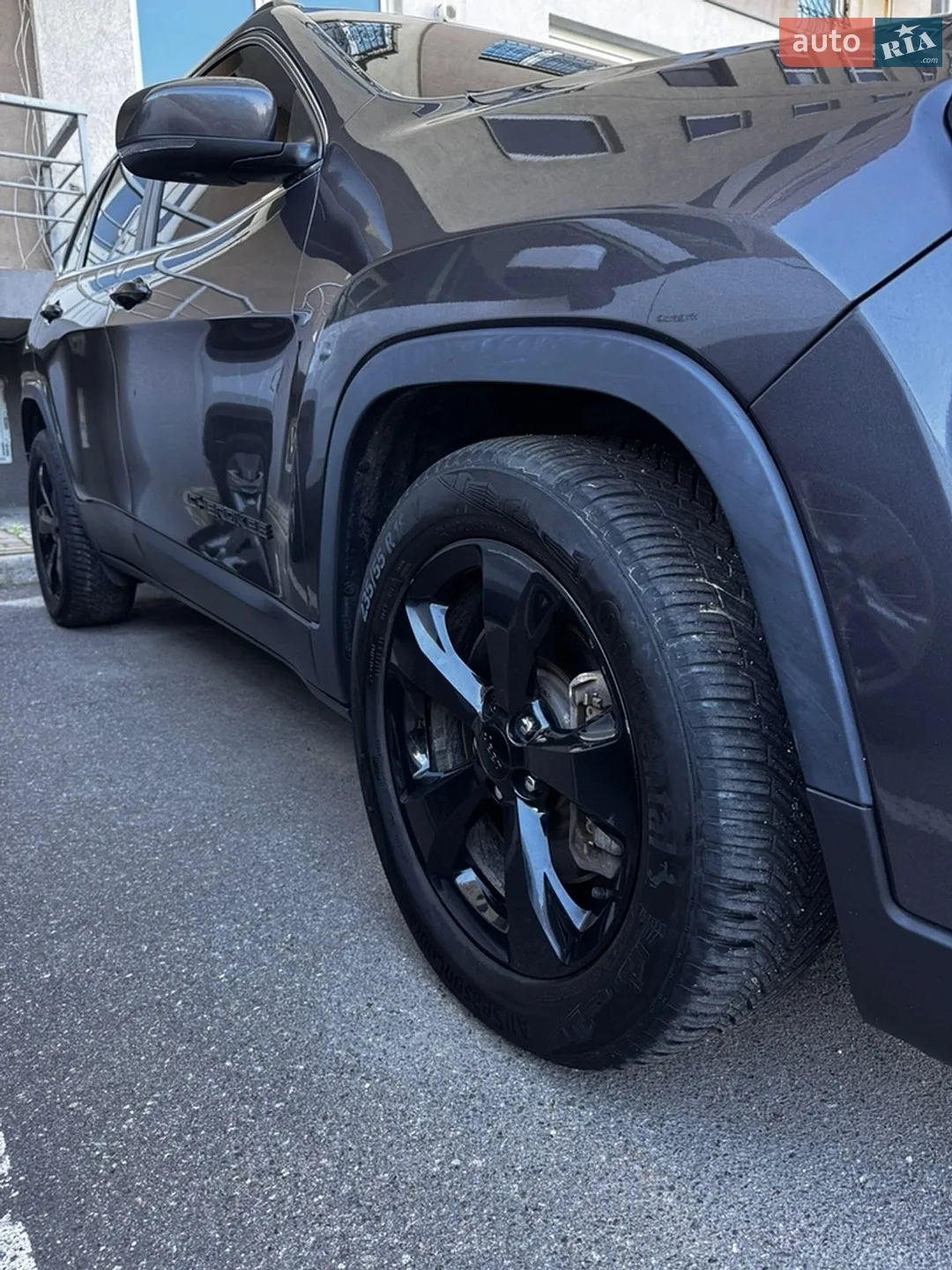 2020 Jeep Cherokee - мініатюра 35