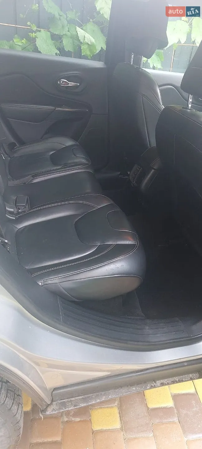 2015 Jeep Cherokee - мініатюра 5