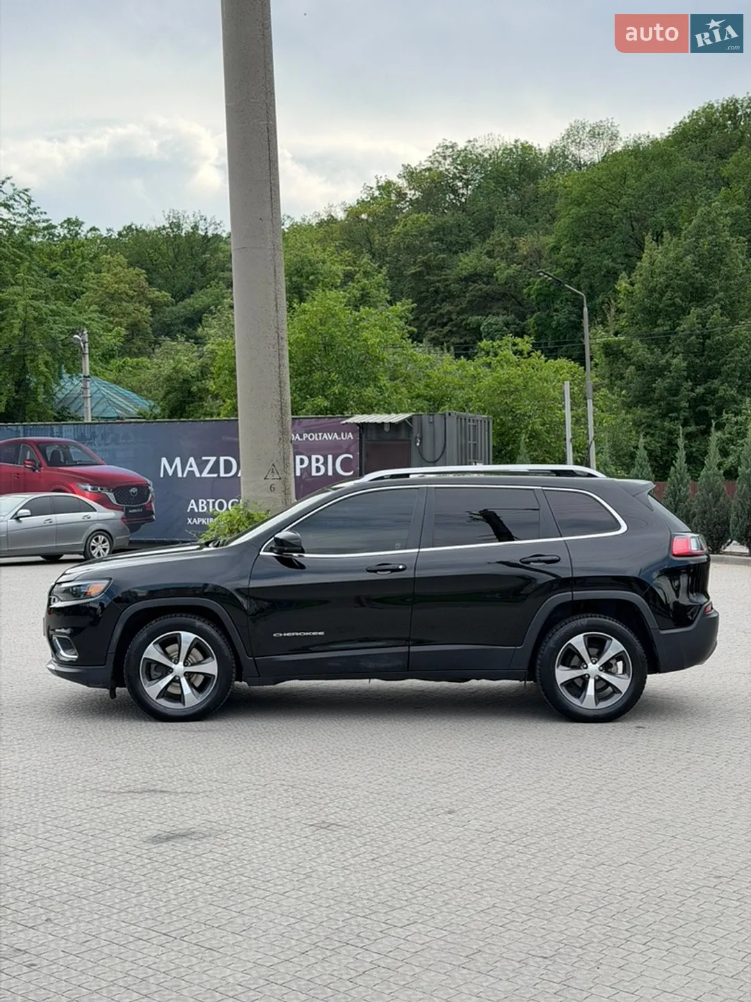 2018 Jeep Cherokee - мініатюра 17