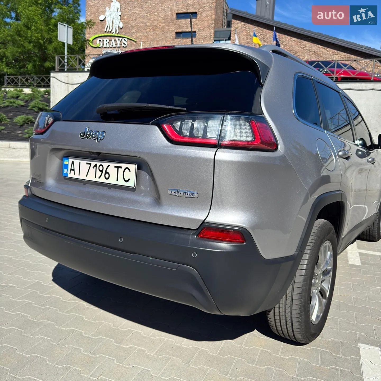2018 Jeep Cherokee - мініатюра 14