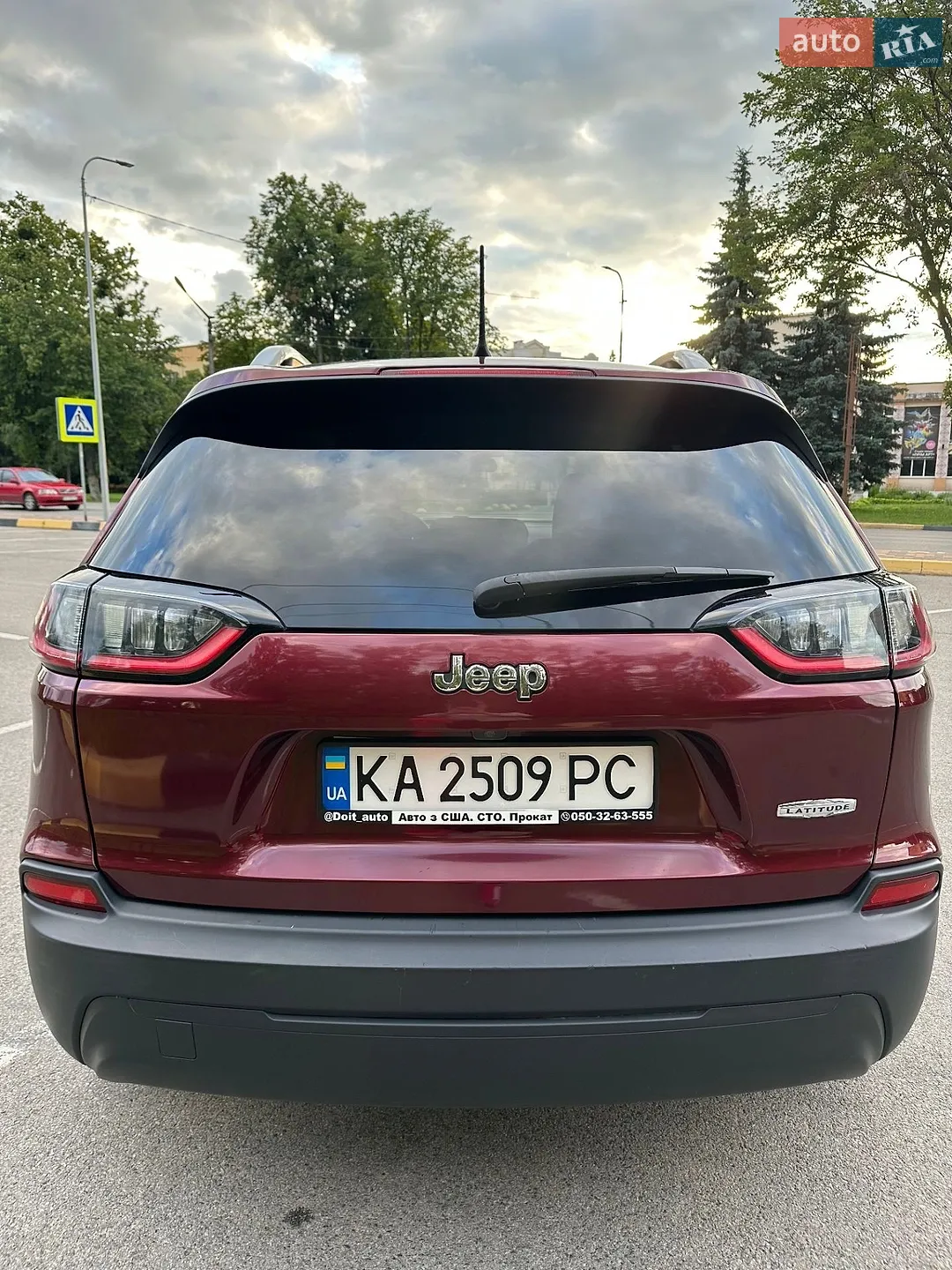 2020 Jeep Cherokee - мініатюра 9