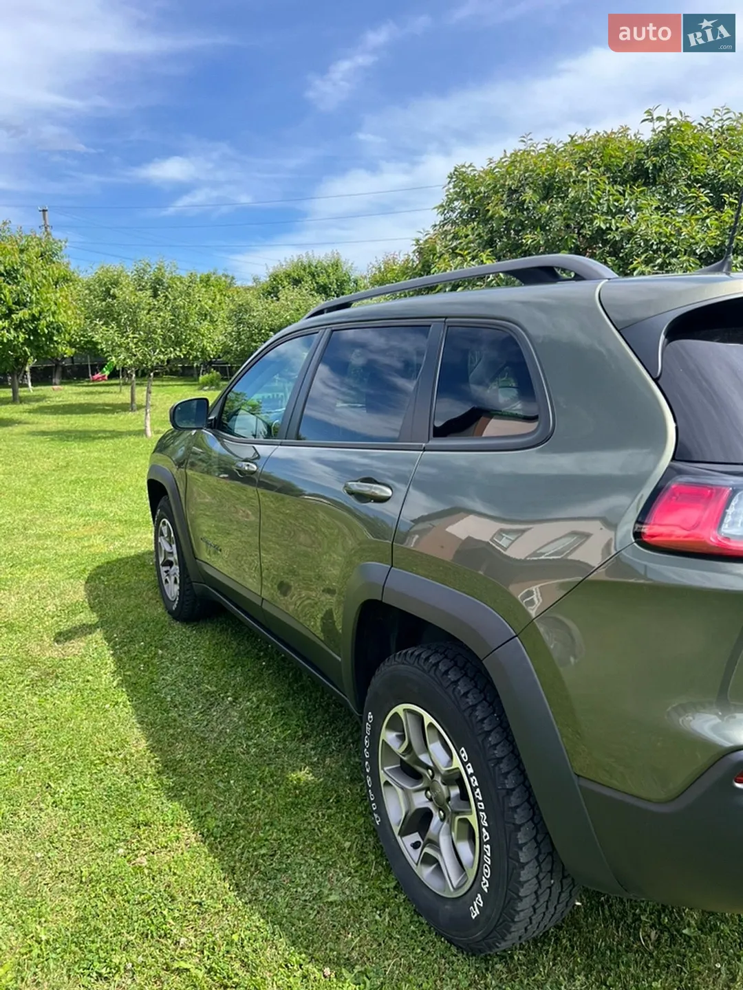 2019 Jeep Cherokee - мініатюра 6
