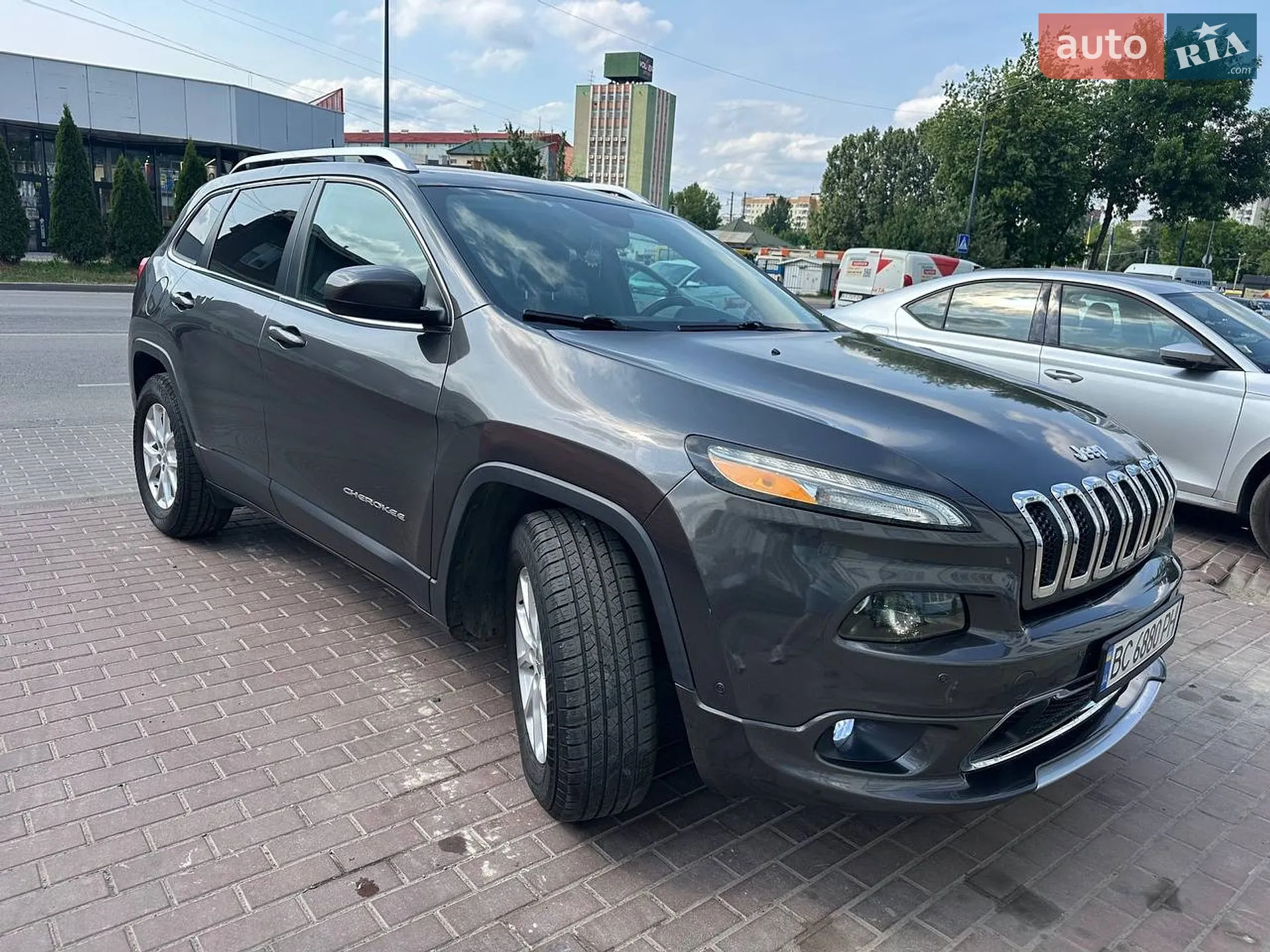 2015 Jeep Cherokee - мініатюра 2