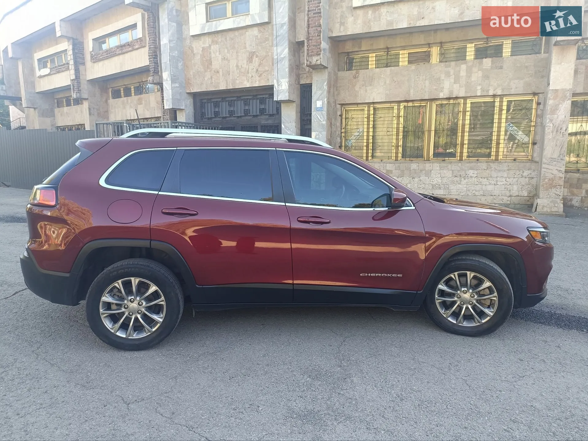 2018 Jeep Cherokee - мініатюра 8