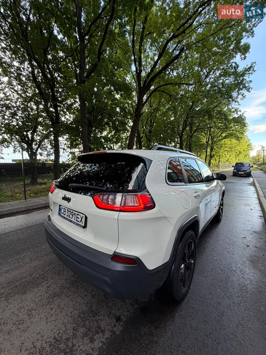2018 Jeep Cherokee - мініатюра 9